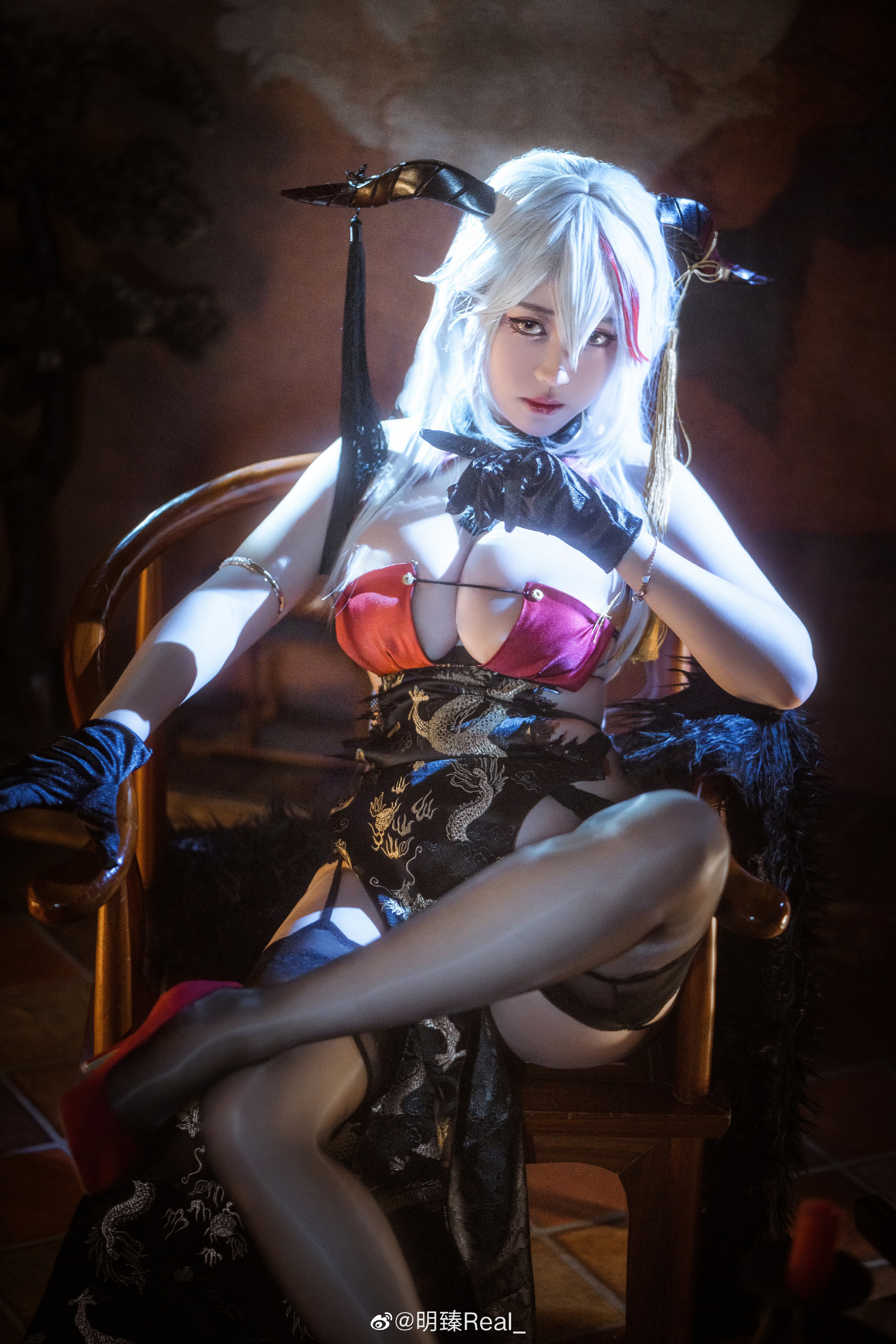 应该怎么握，快来教教我！ 碧蓝航线 埃吉尔 cos@明臻Real_ COSPLAY-第7张