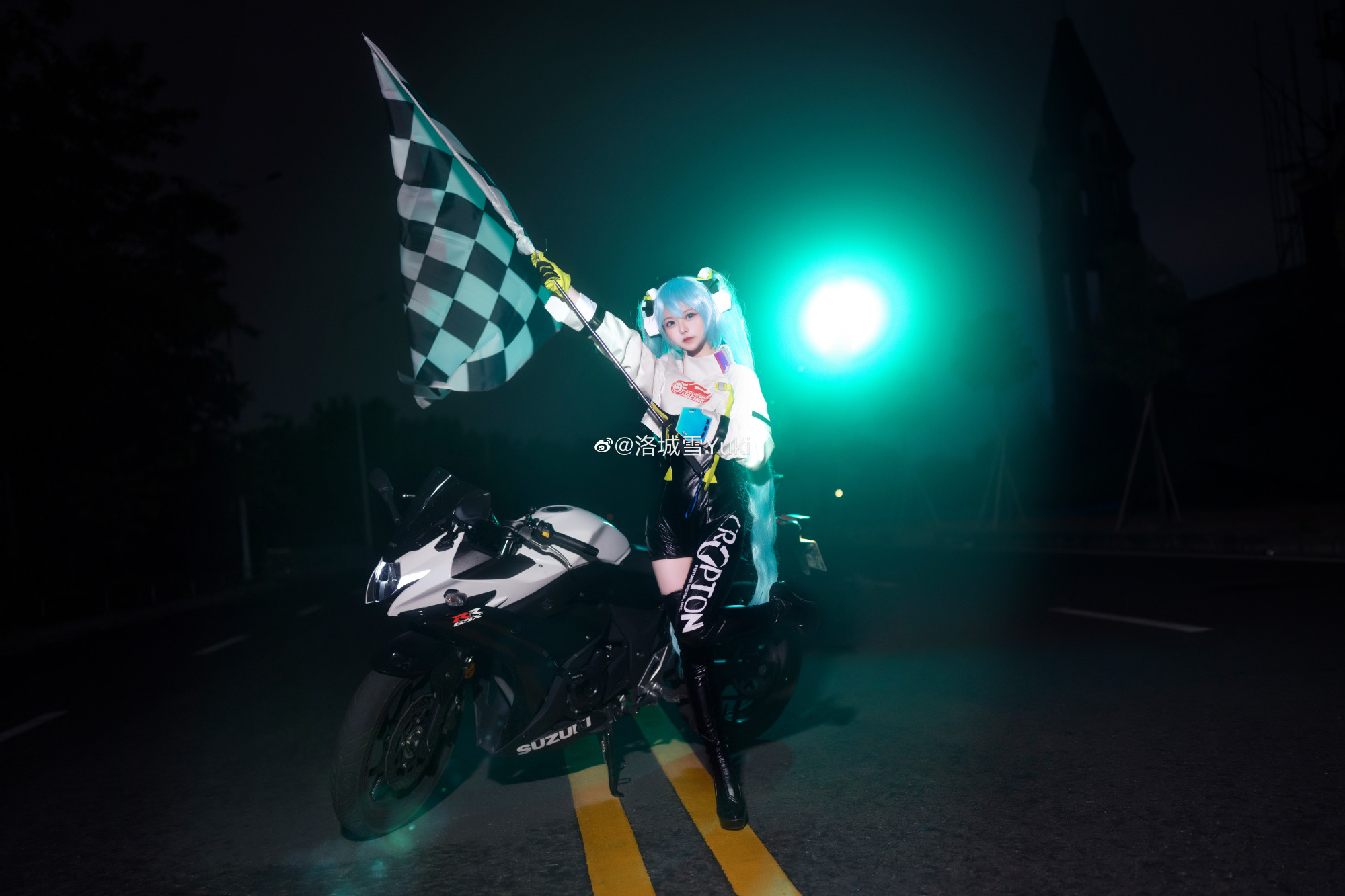 【COS正片】初音未来2022年赛车服@洛城雪Yuki COSPLAY-第10张