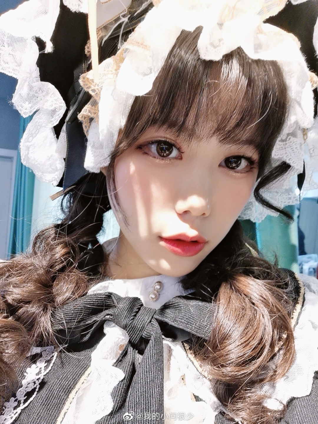 图片[1]-昨天拍的外景！好久没拍lo啦 阳光好大@我的小问很少-米哈社