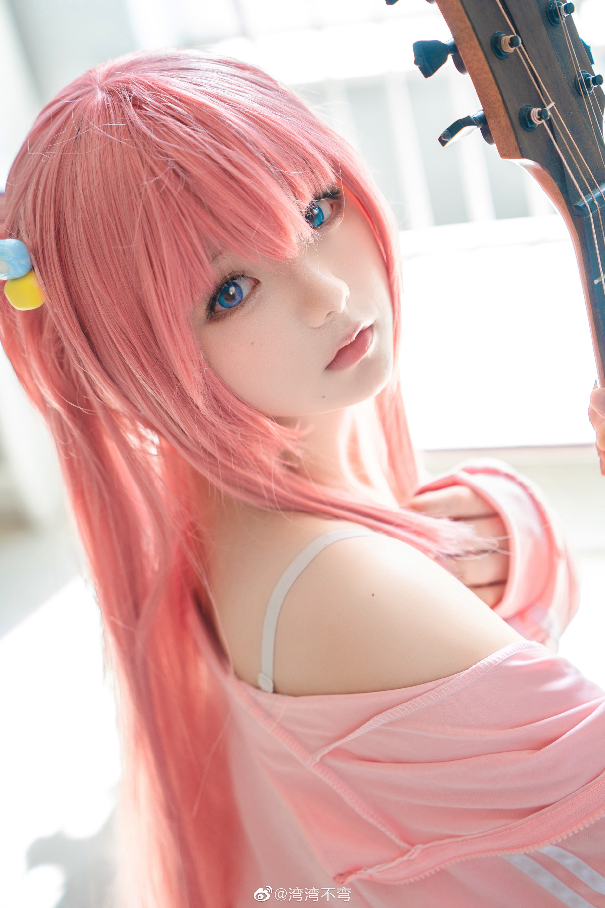 表面是社恐小孤独，网络上吉他英雄，但是瑟瑟 孤独摇滚@湾湾不弯 COSPLAY-第5张