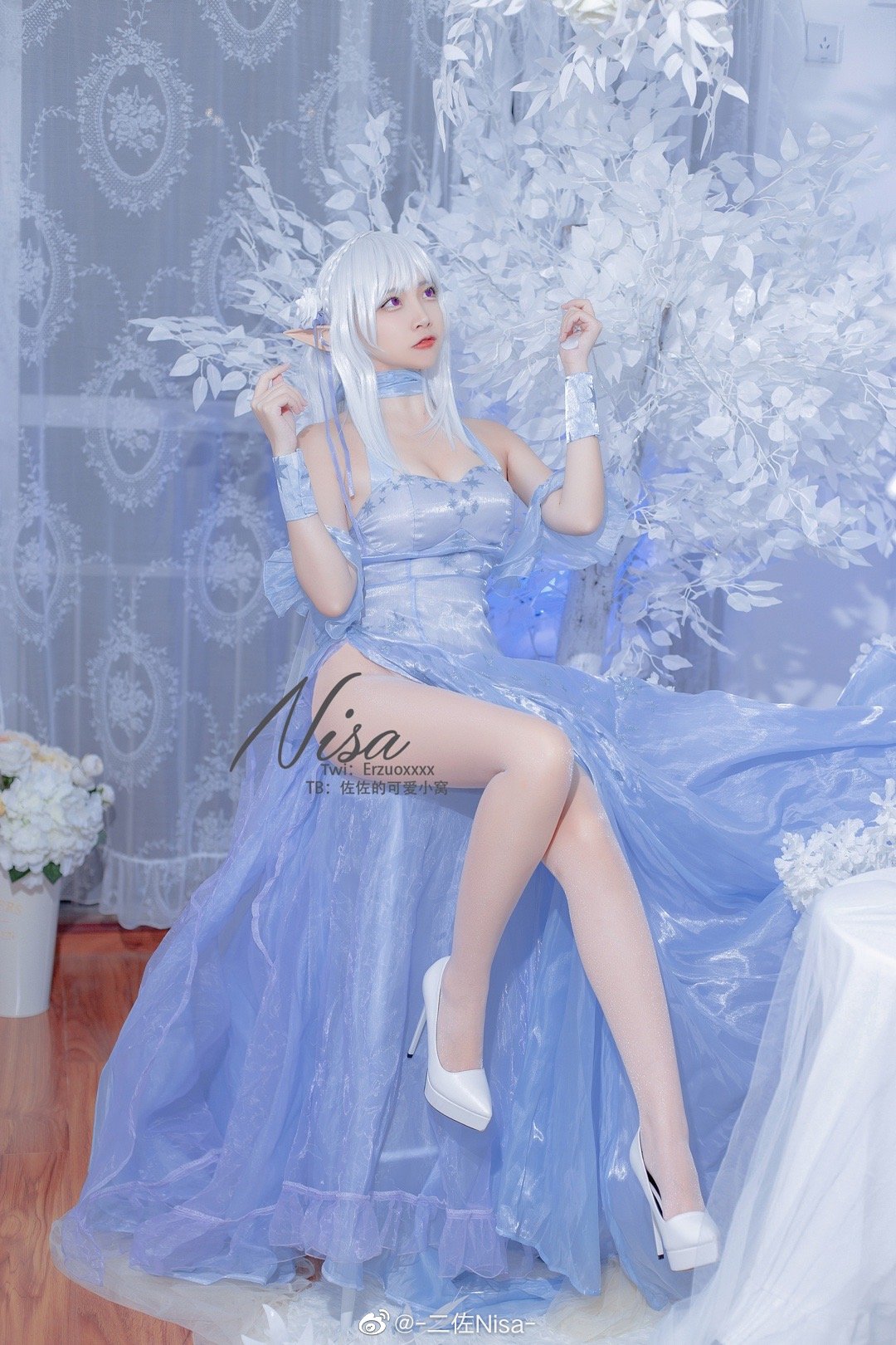 【cos正片】从零开始的异世界生活 艾米莉亚@-二佐Nisa- COSPLAY-第2张