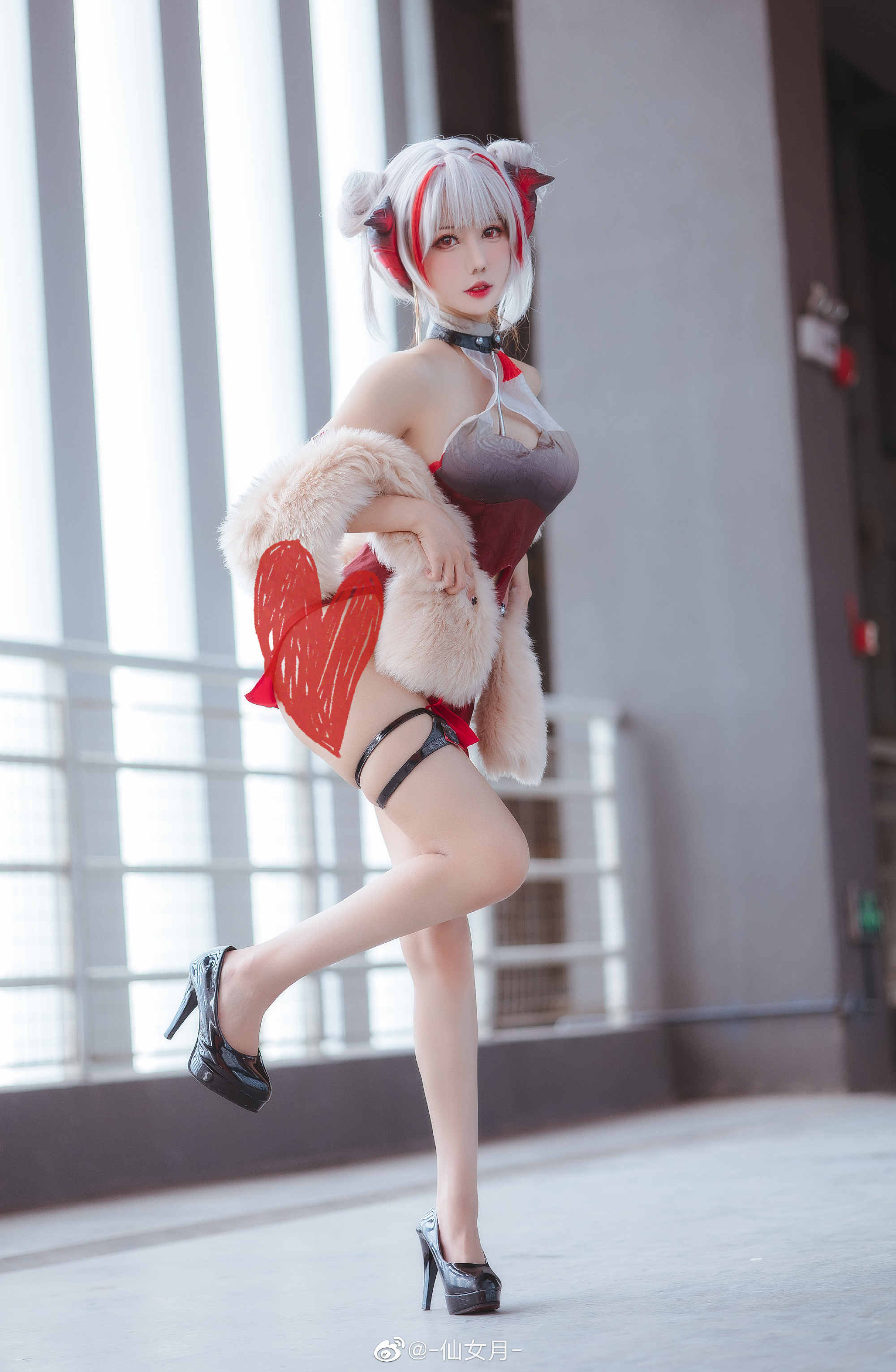 【COS】♦️明日方舟 w同人  守夜冠军♦️@-仙女月- COSPLAY-第2张