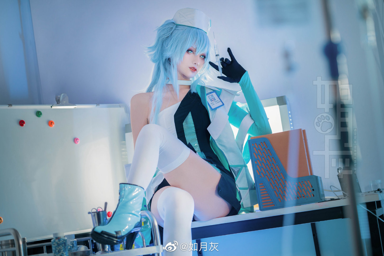 【COS】偶尔从枯燥无聊的工作中解放出来 少女前线 云图计划 芙洛伦@如月灰 COSPLAY-第8张