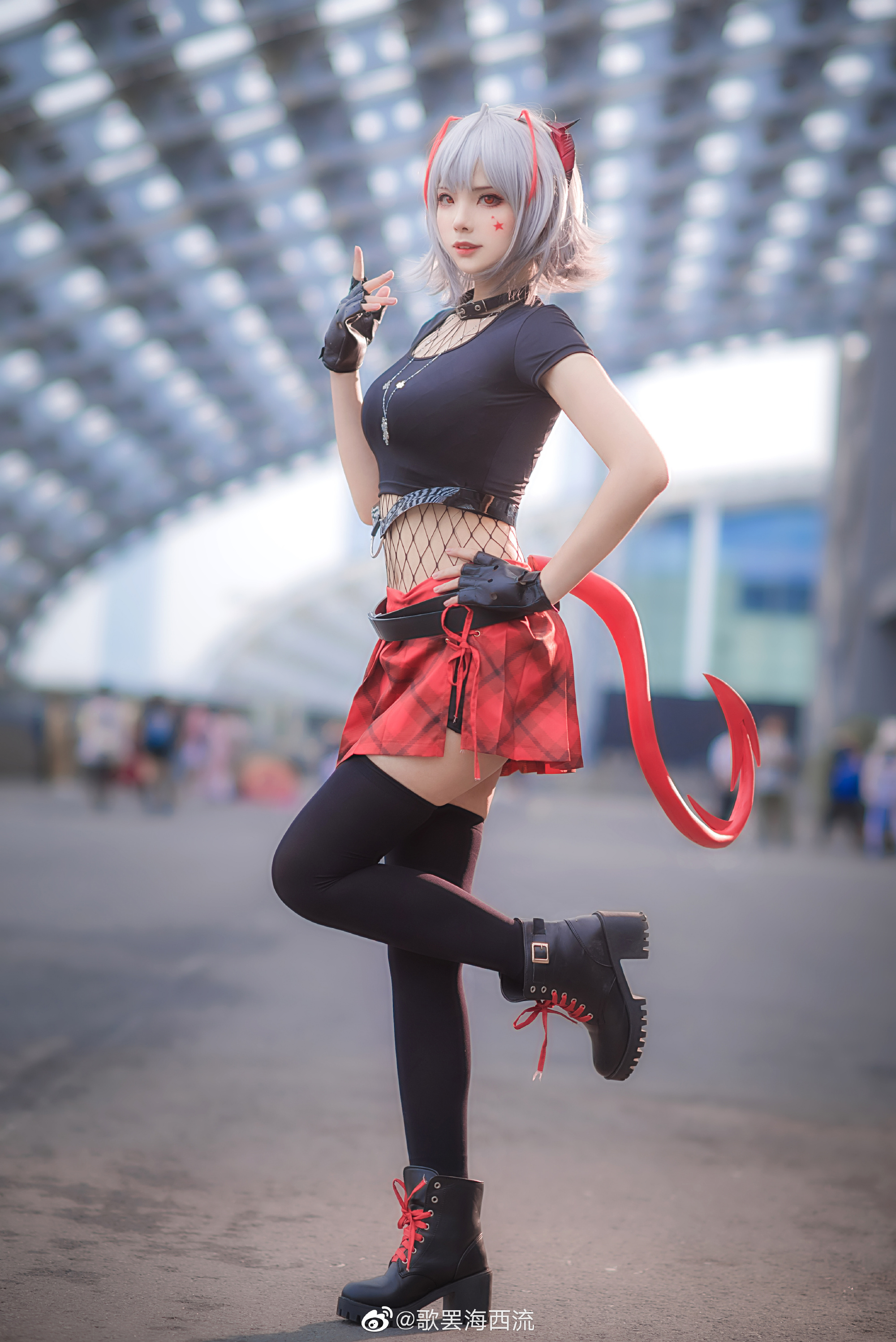 【COS】明日方舟 大不溜 W @歌罢海西流 COSPLAY-第2张