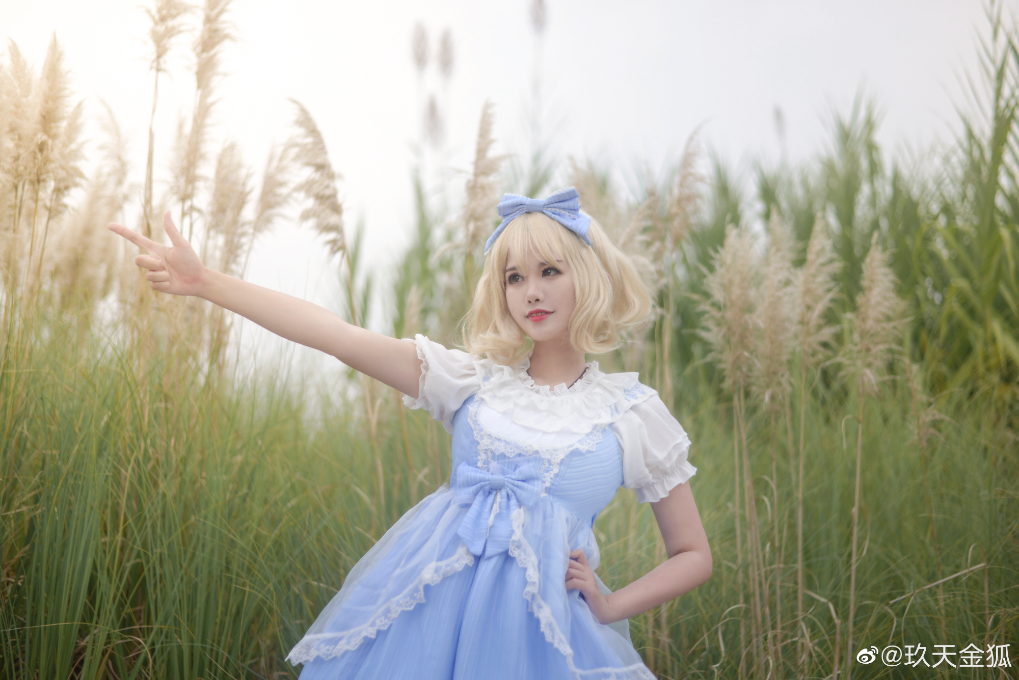 图片[1]-【LOLITA】希望你做个甜甜的梦，我的意思是，梦到我@玖天金狐-米哈社