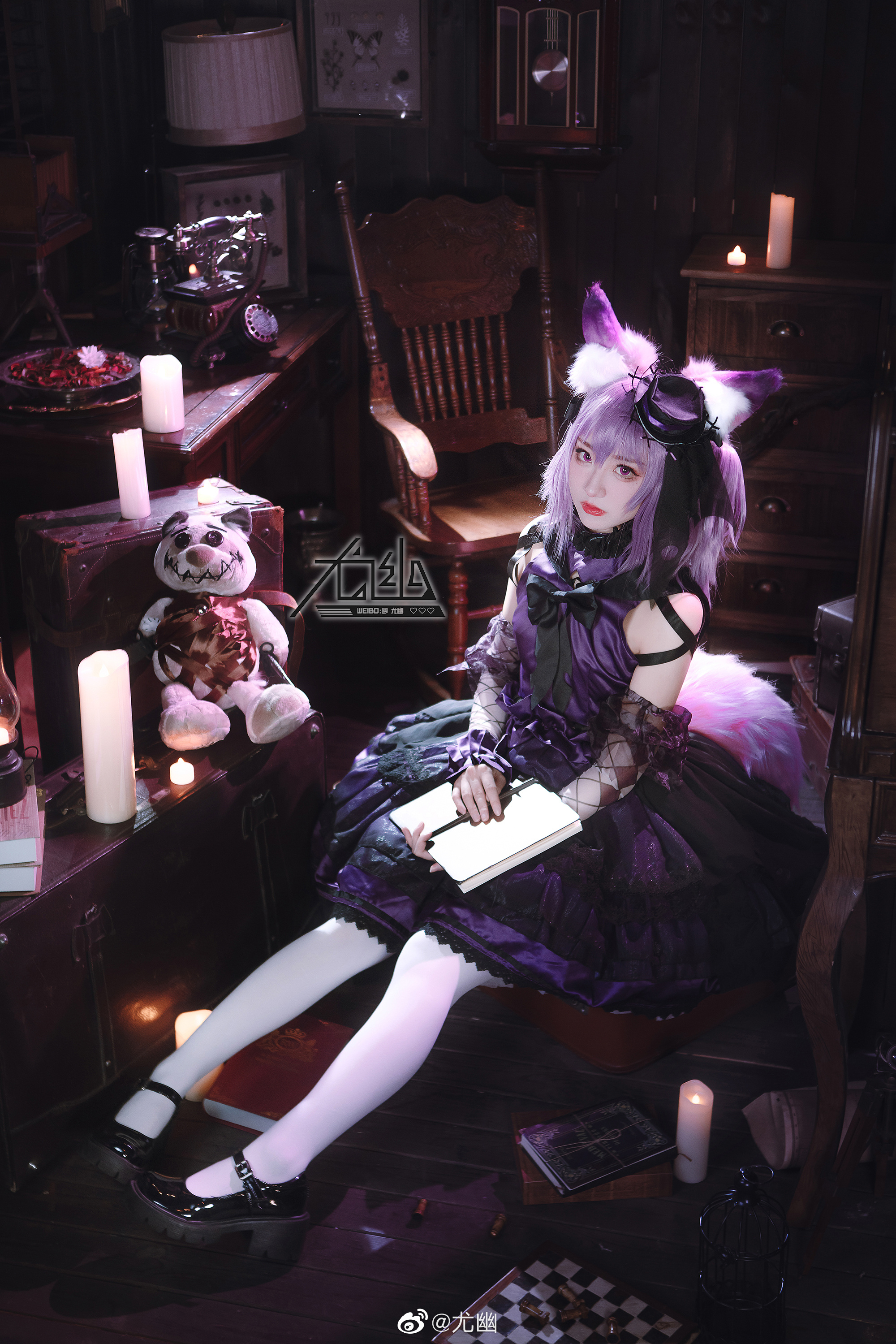 【COS正片】徘徊于廊道间，管理并保护城中各项财产免遭窃贼光顾 明日方舟 巫恋@尤幽 COSPLAY-第2张