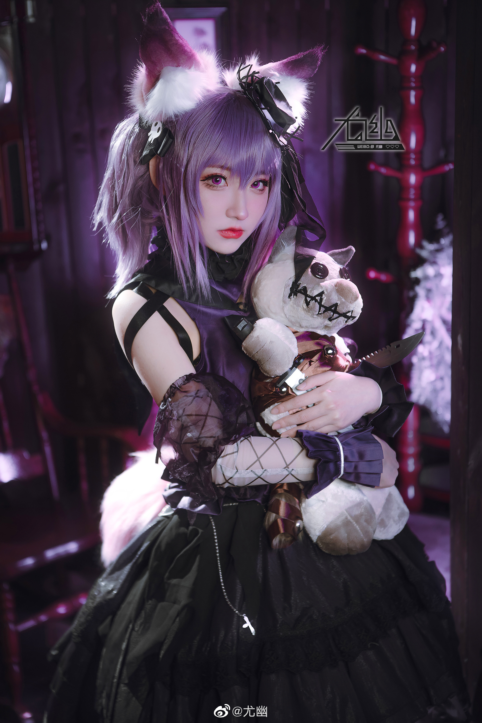 【COS正片】徘徊于廊道间，管理并保护城中各项财产免遭窃贼光顾 明日方舟 巫恋@尤幽 COSPLAY-第5张