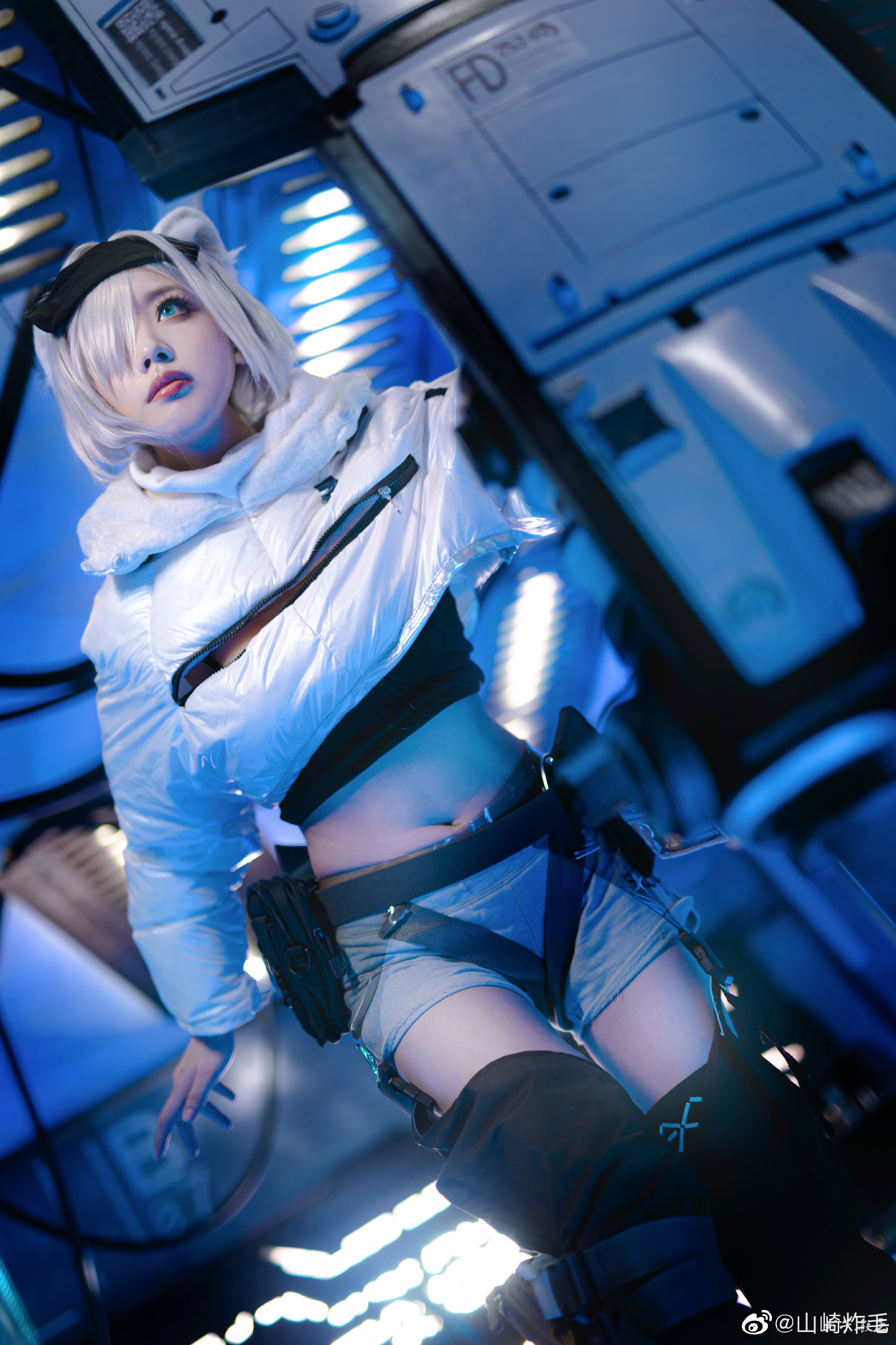【COS】我做不了探险家。比起探索，我更想守护 明日方舟 极光@山崎炸毛 COSPLAY-第12张