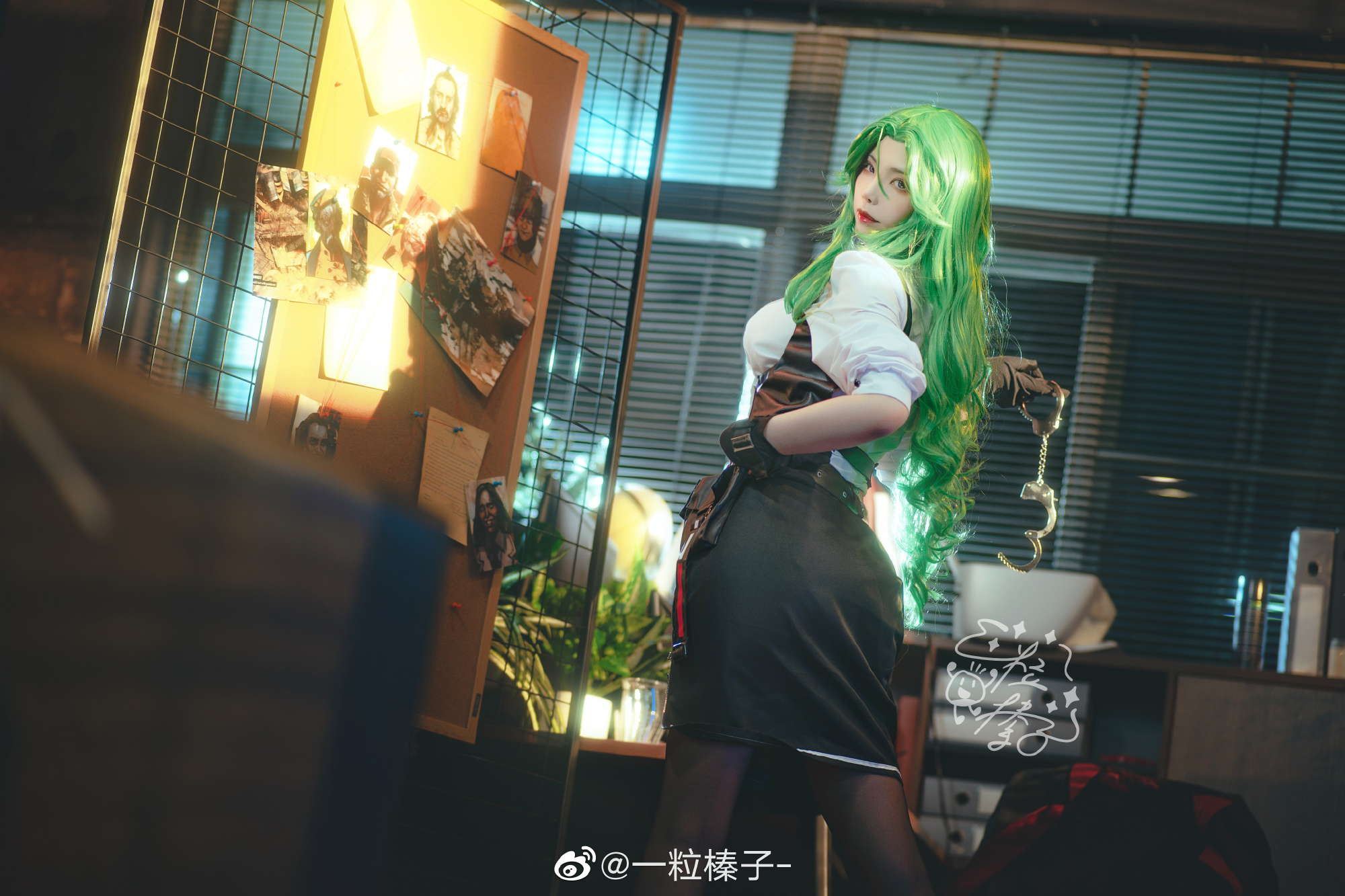 【COS】今天推掉了所有工作，好好陪陪你。我下棋可不比魅魔差哦… 魔镜2 丽塔@一粒榛子- COSPLAY-第6张