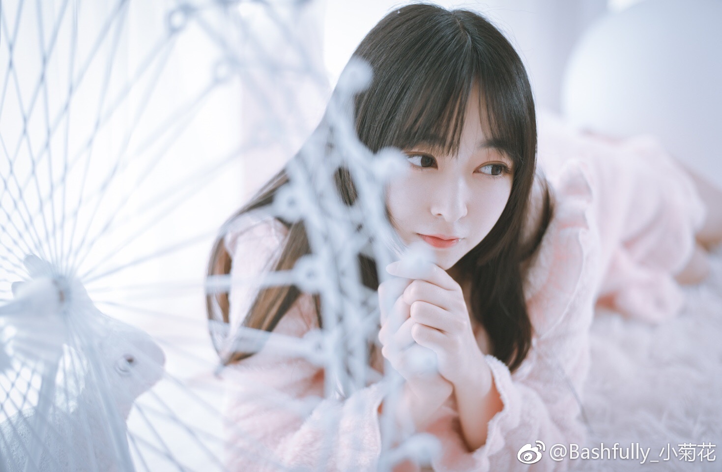 这个天气穿毛绒绒的睡衣最暖和呐～喵～