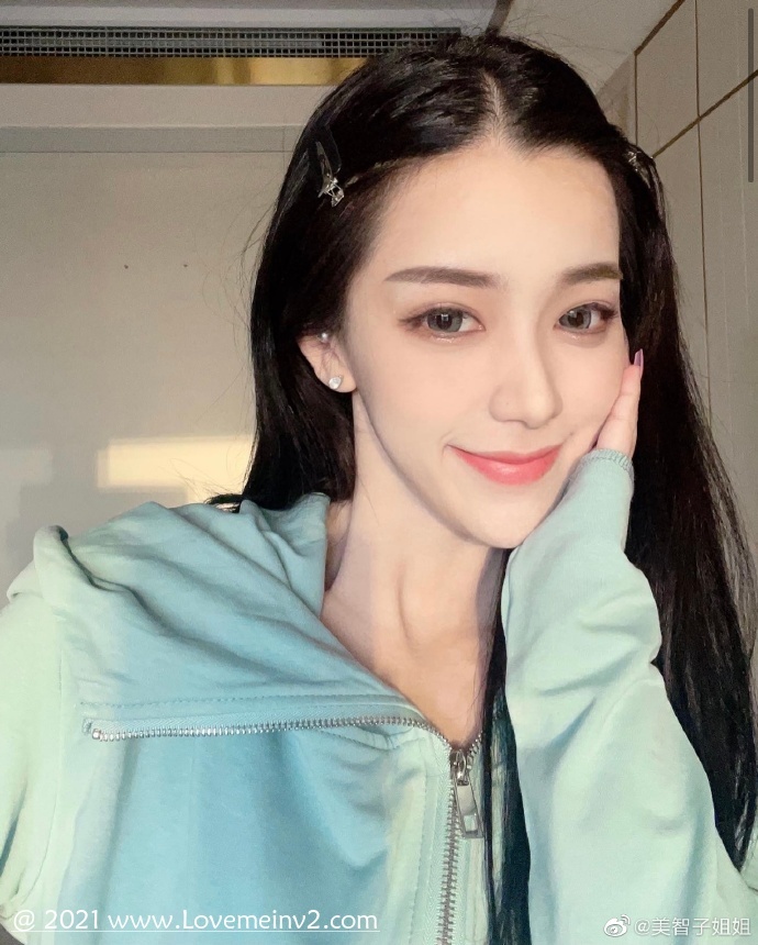 迅猛龙特蕾莎个人资料介绍