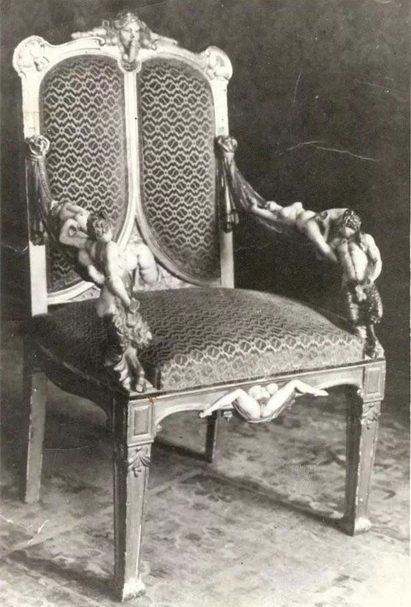 沙俄女皇叶卡捷琳娜二世的情色家具。