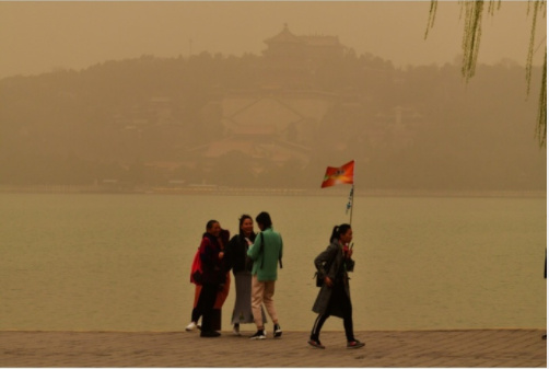 今早的北京颐和园，随手一拍就是清明上河图......