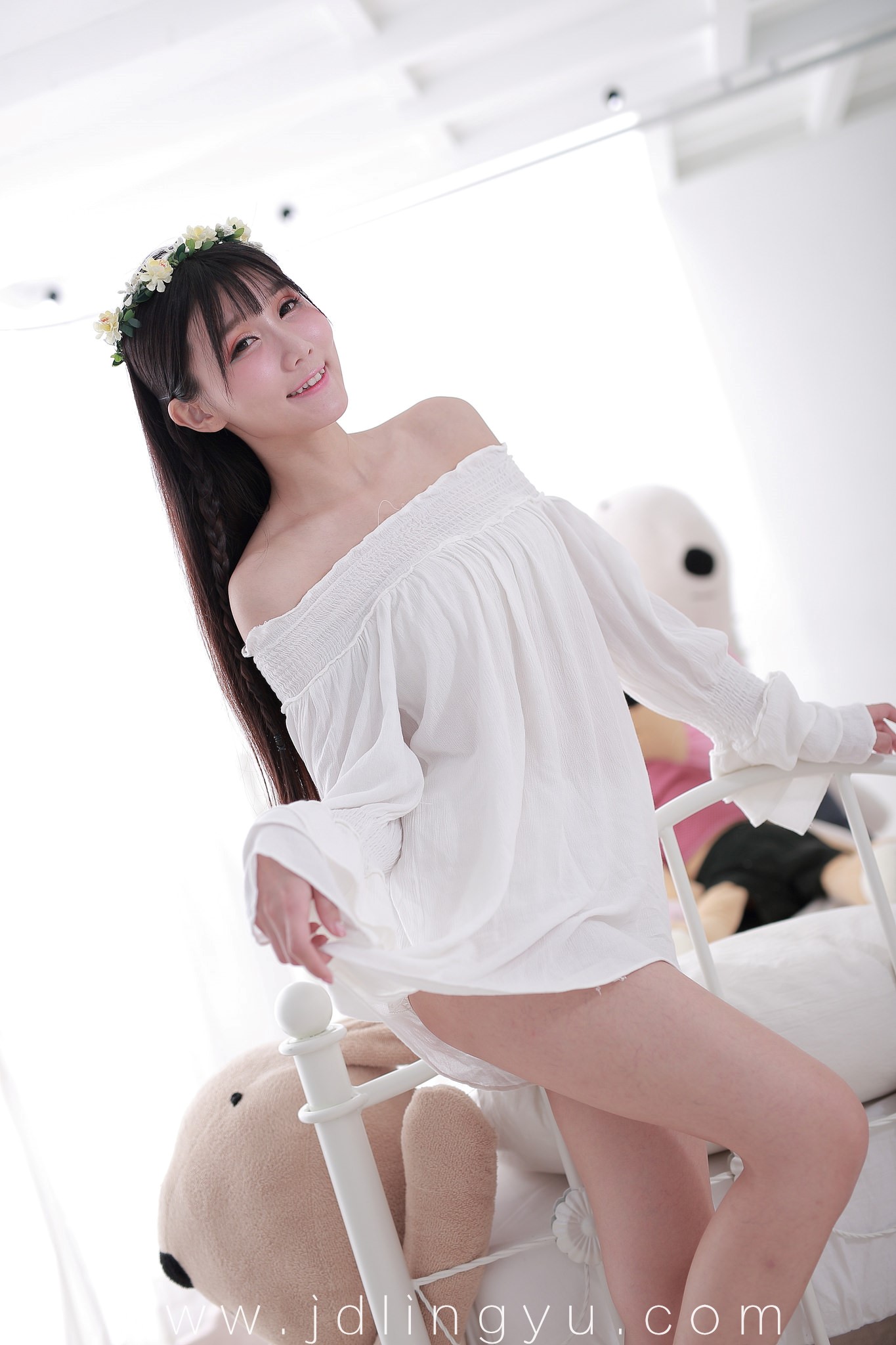 好想把她推倒