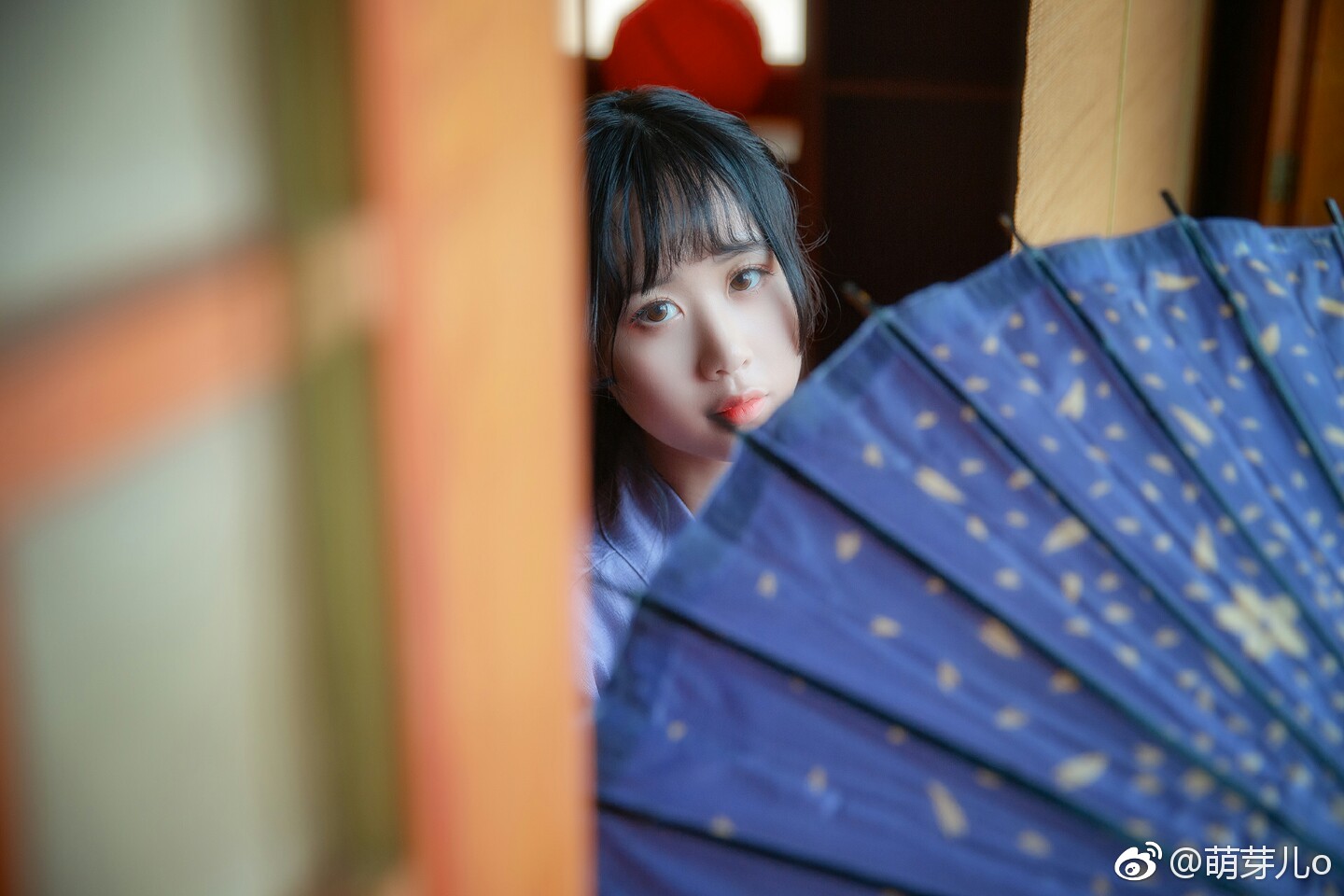 面瘫少女