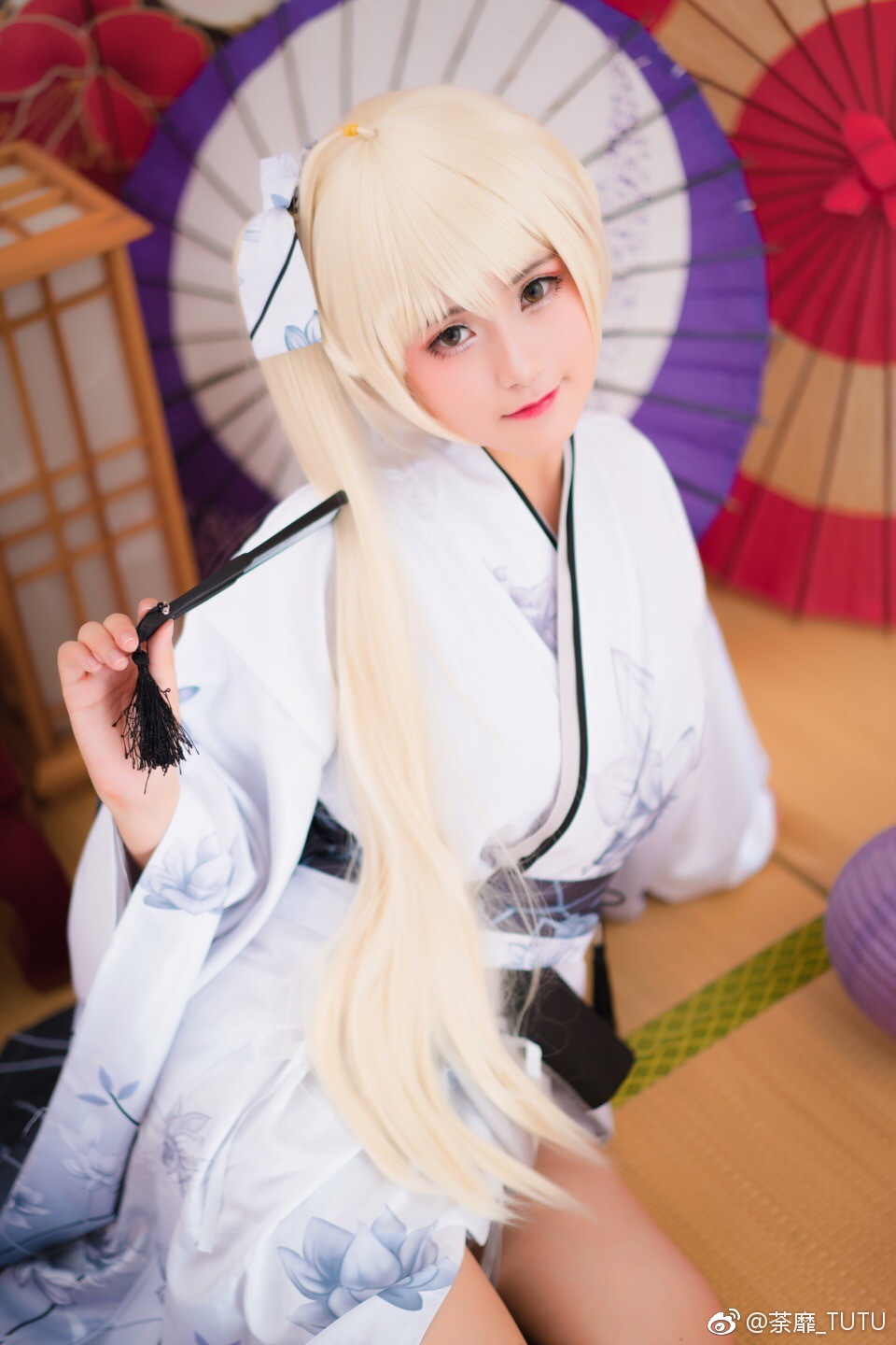 春日野穹美腿诱惑