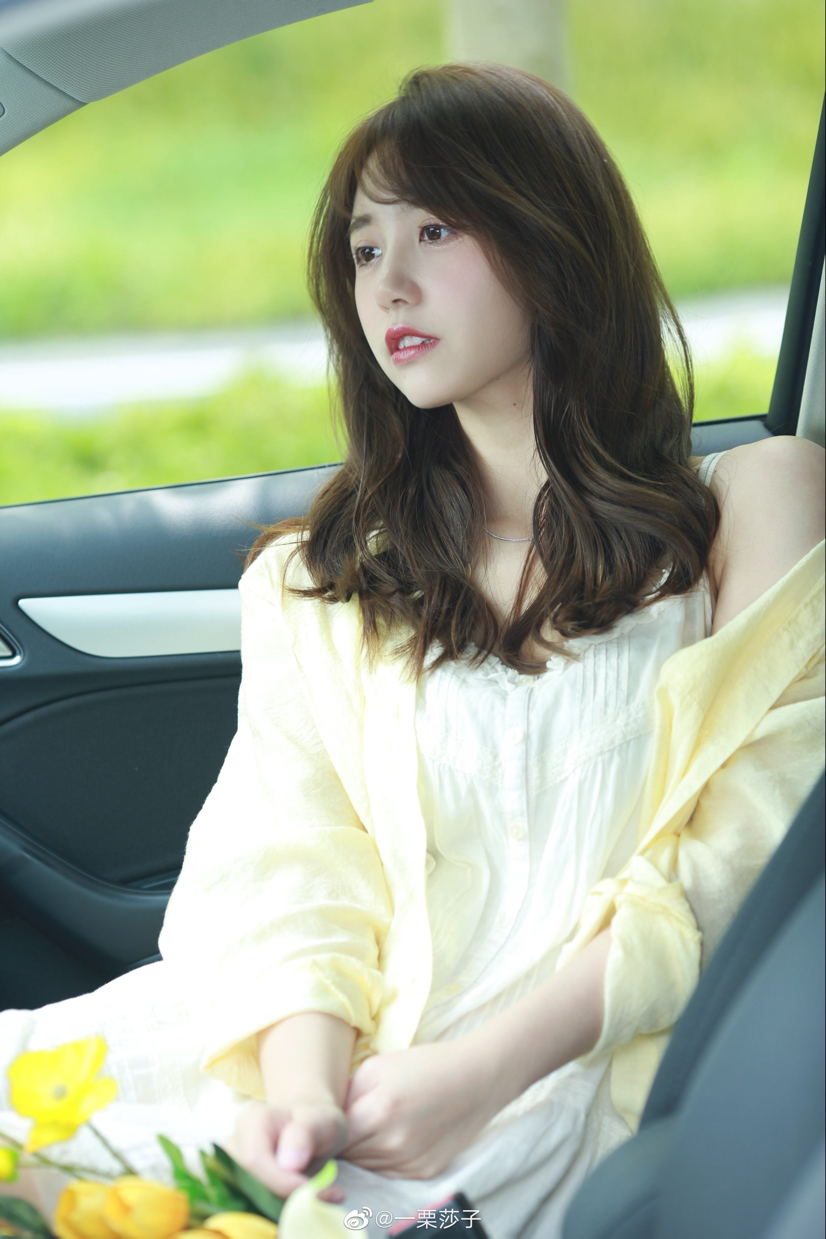 5c3b02cdgy1gprky5xha8j222o3407wh