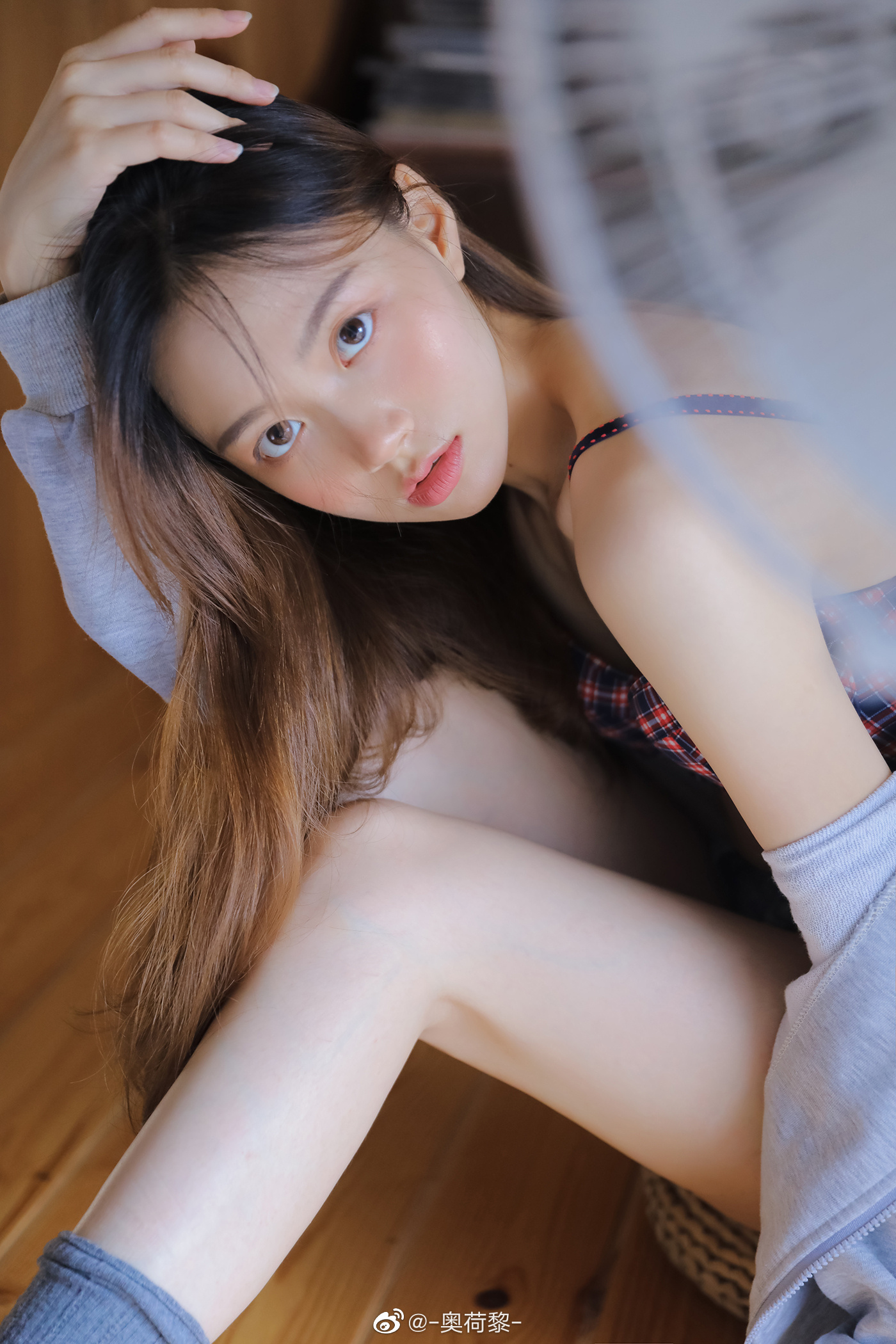 005QW2JHly1gh18x5ens5j312w1mc7wh