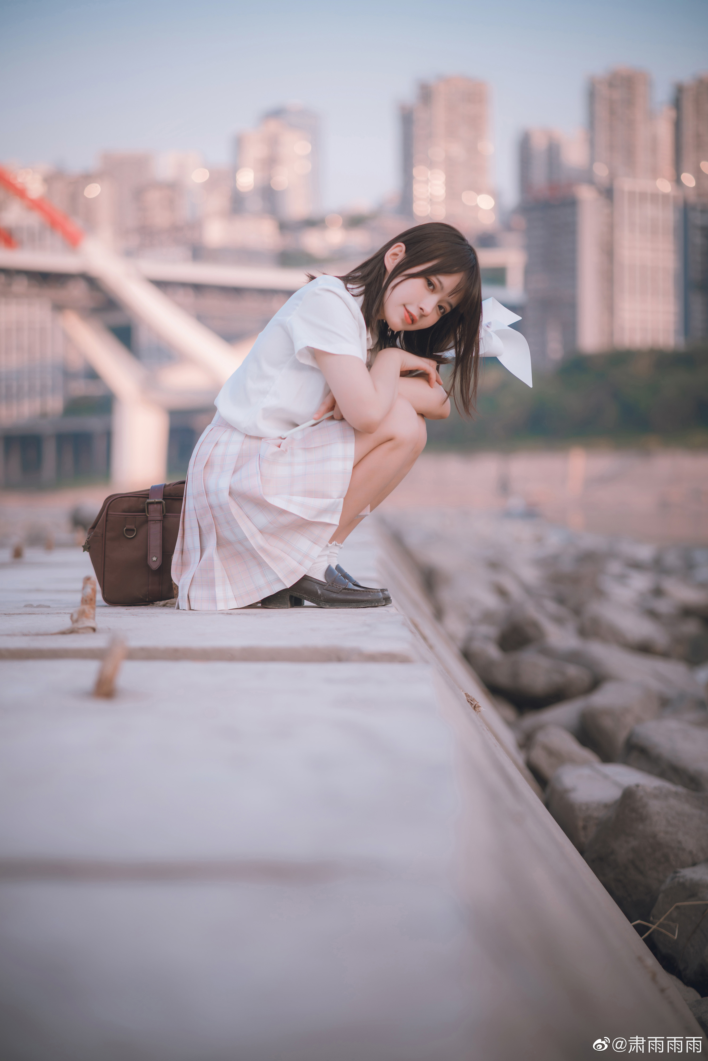 Ab1957e8bly1gf77espxgjj243c64wqvg