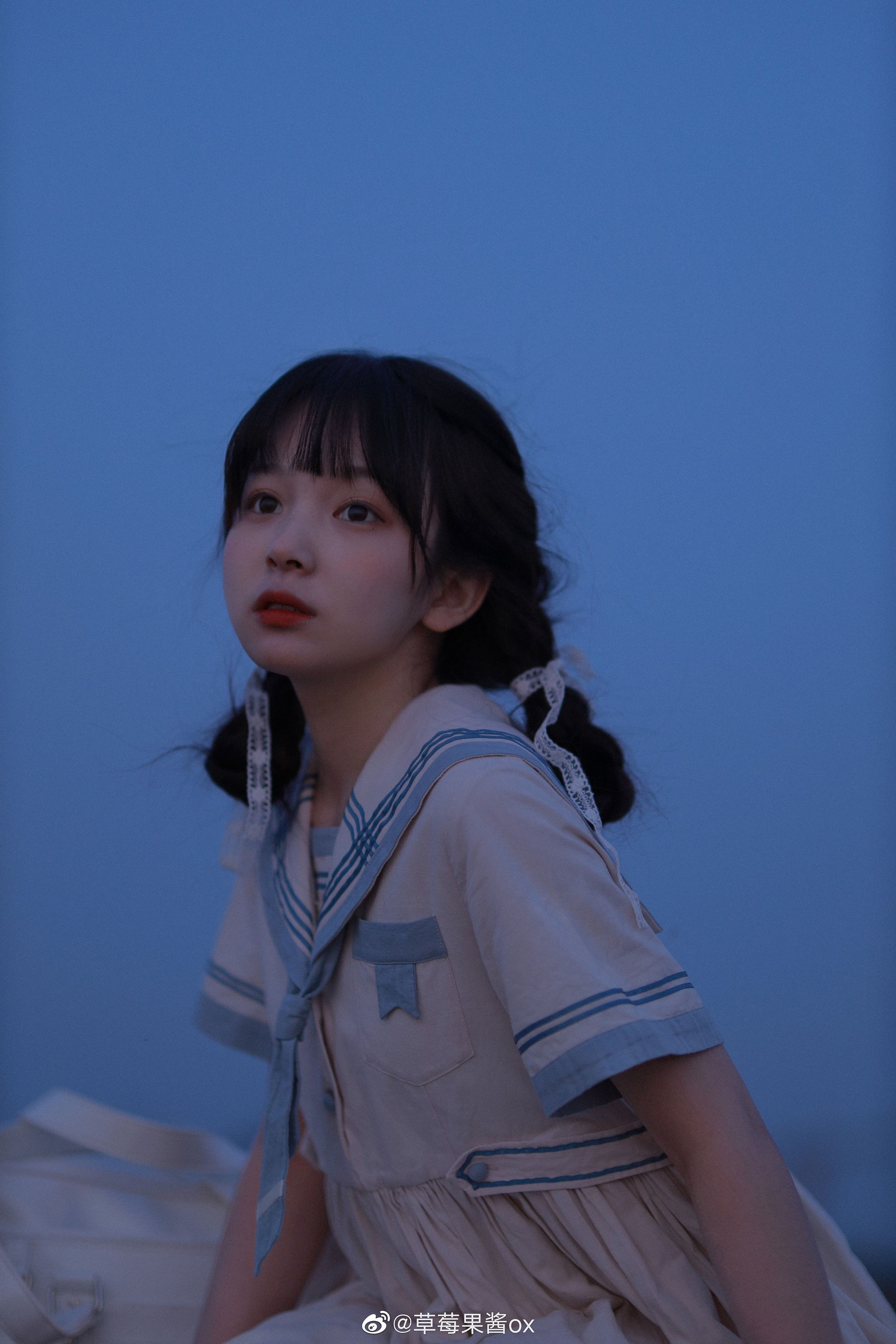 A005Khg5ogy1ggalkd6905j335r4qne8h