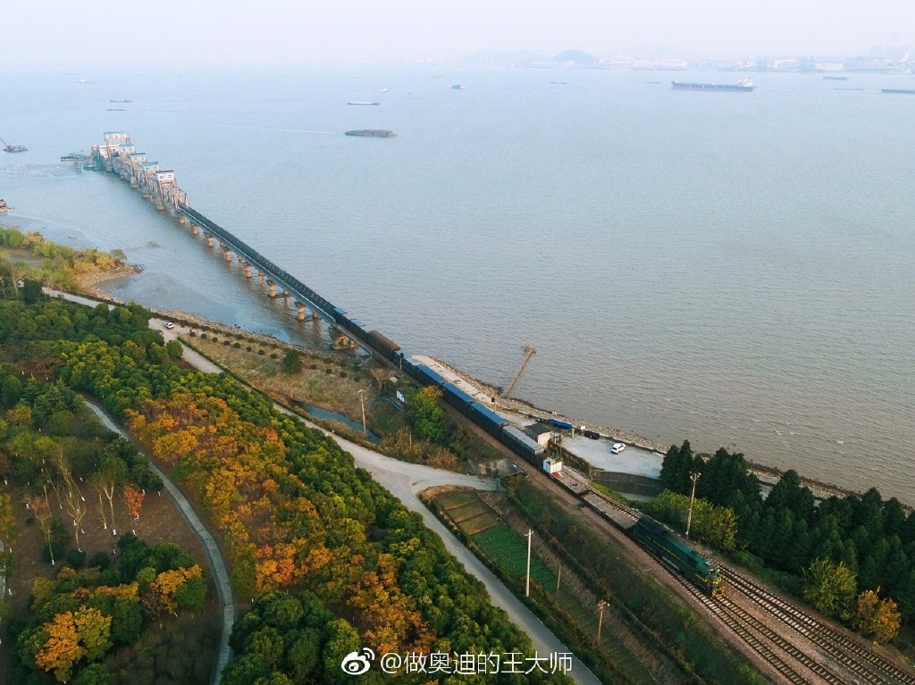 中国最后的内河铁路轮渡
