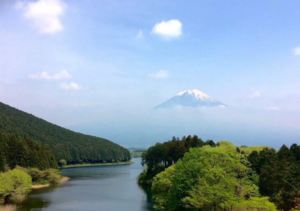 世界各国摄影师捕捉到的富士山