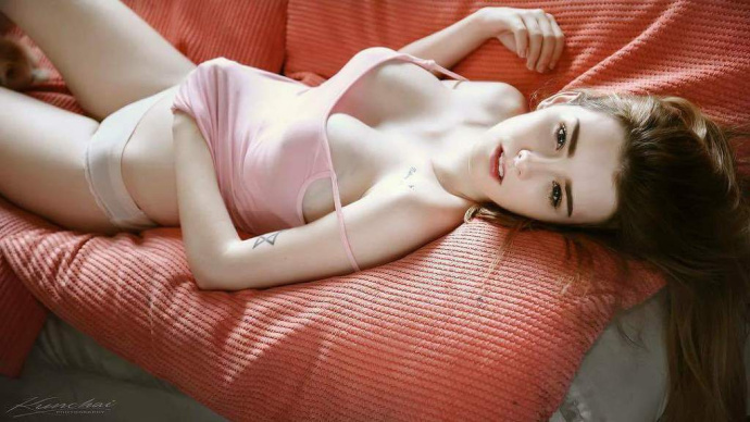 泰国混血模特Jessie Vard，白到发光 美到极致 