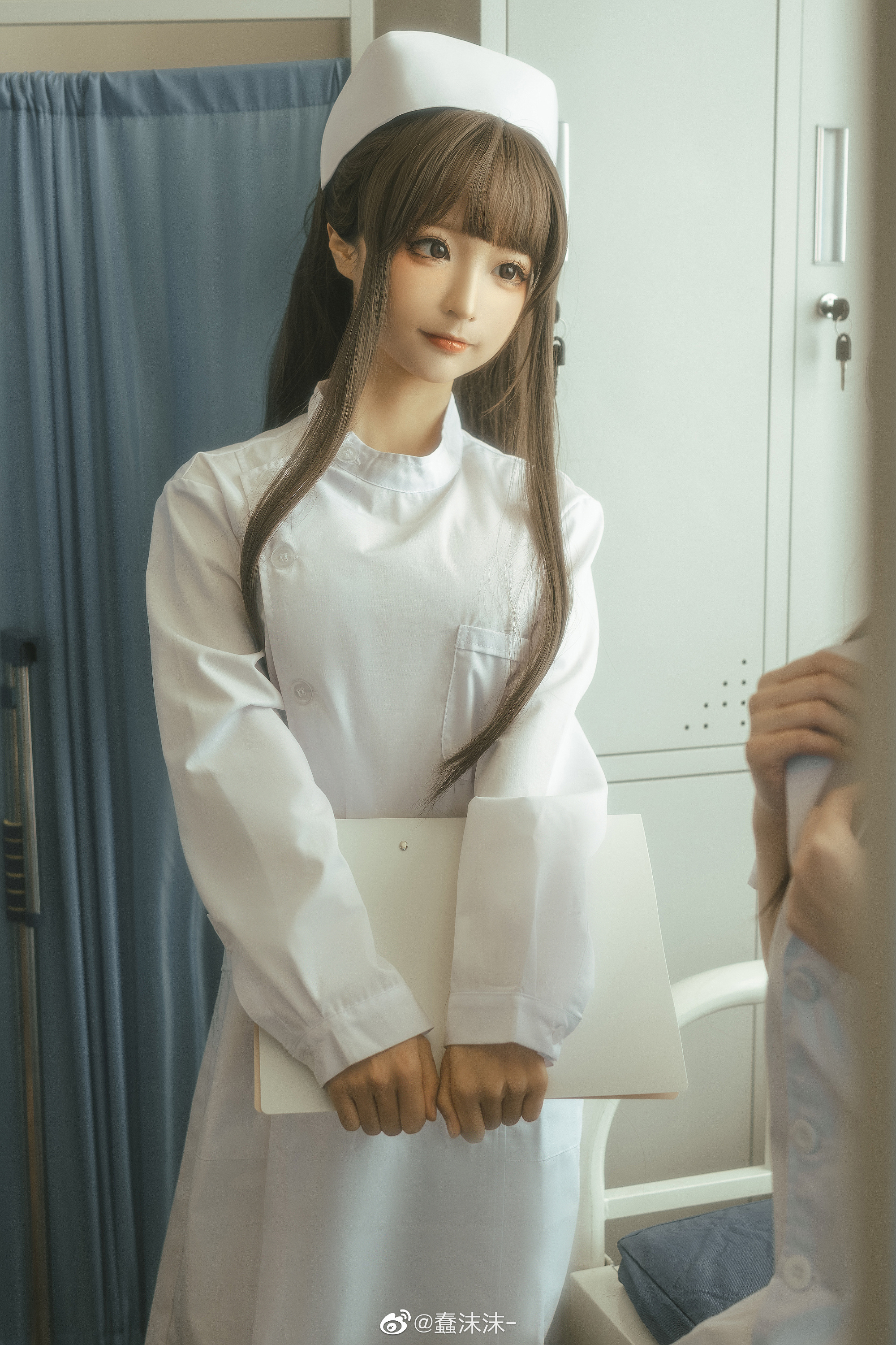 动漫博主 153 蠢沫沫 下班后最新写真[143P 1.4G]