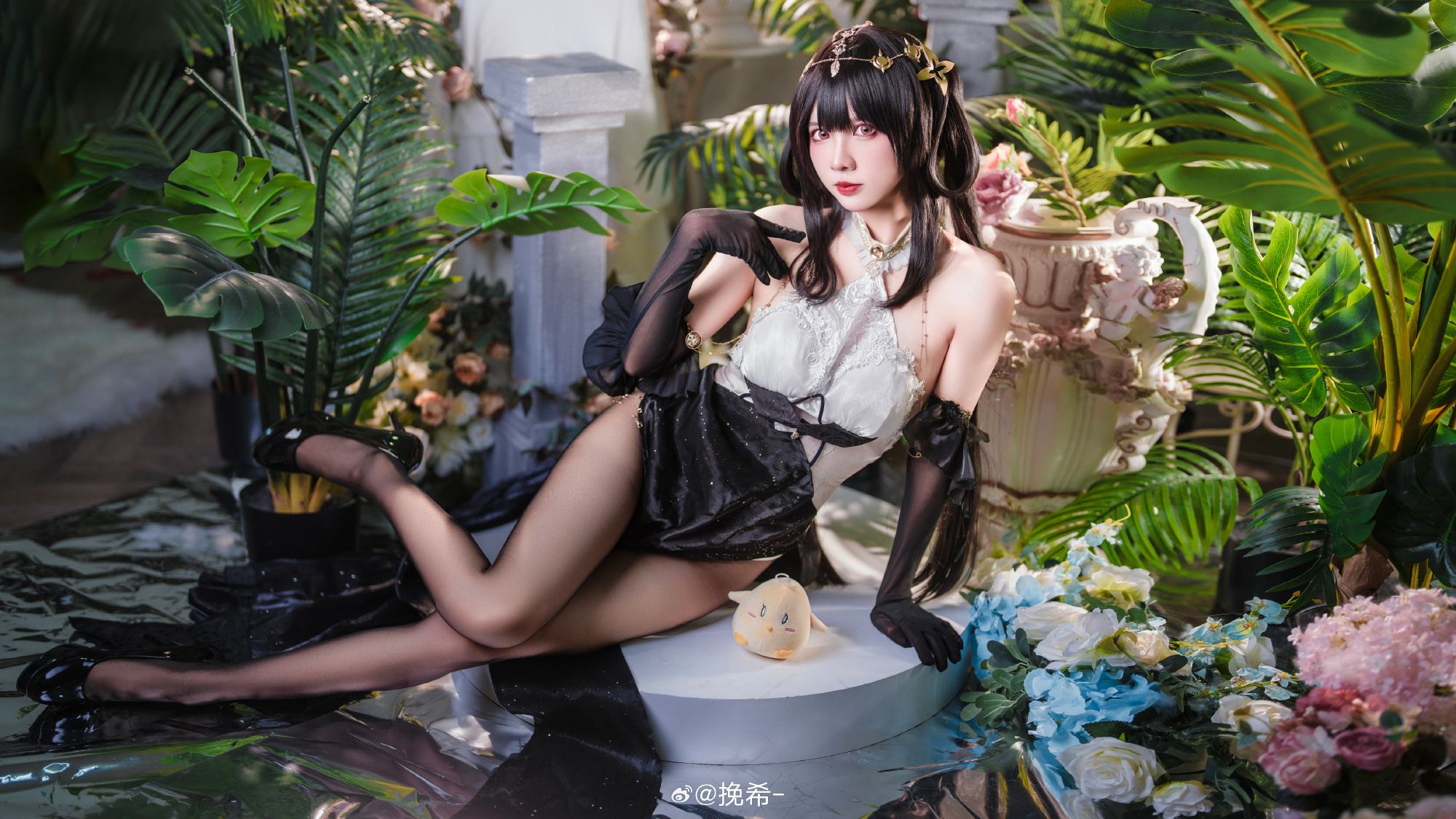 哦？是指挥官啊，你也是来此处避暑么？真是奇妙的巧合啊cos 碧蓝航线 镇海·潋滟水色@挽希- COSPLAY-第7张