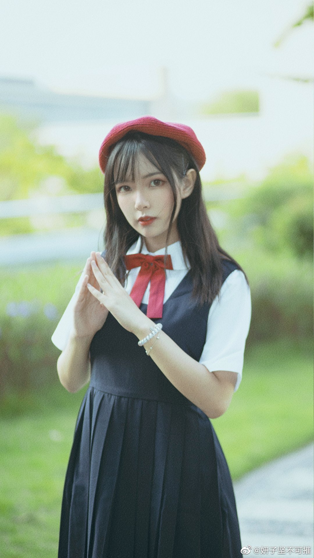 妍子坚不可摧个人资料介绍及图片