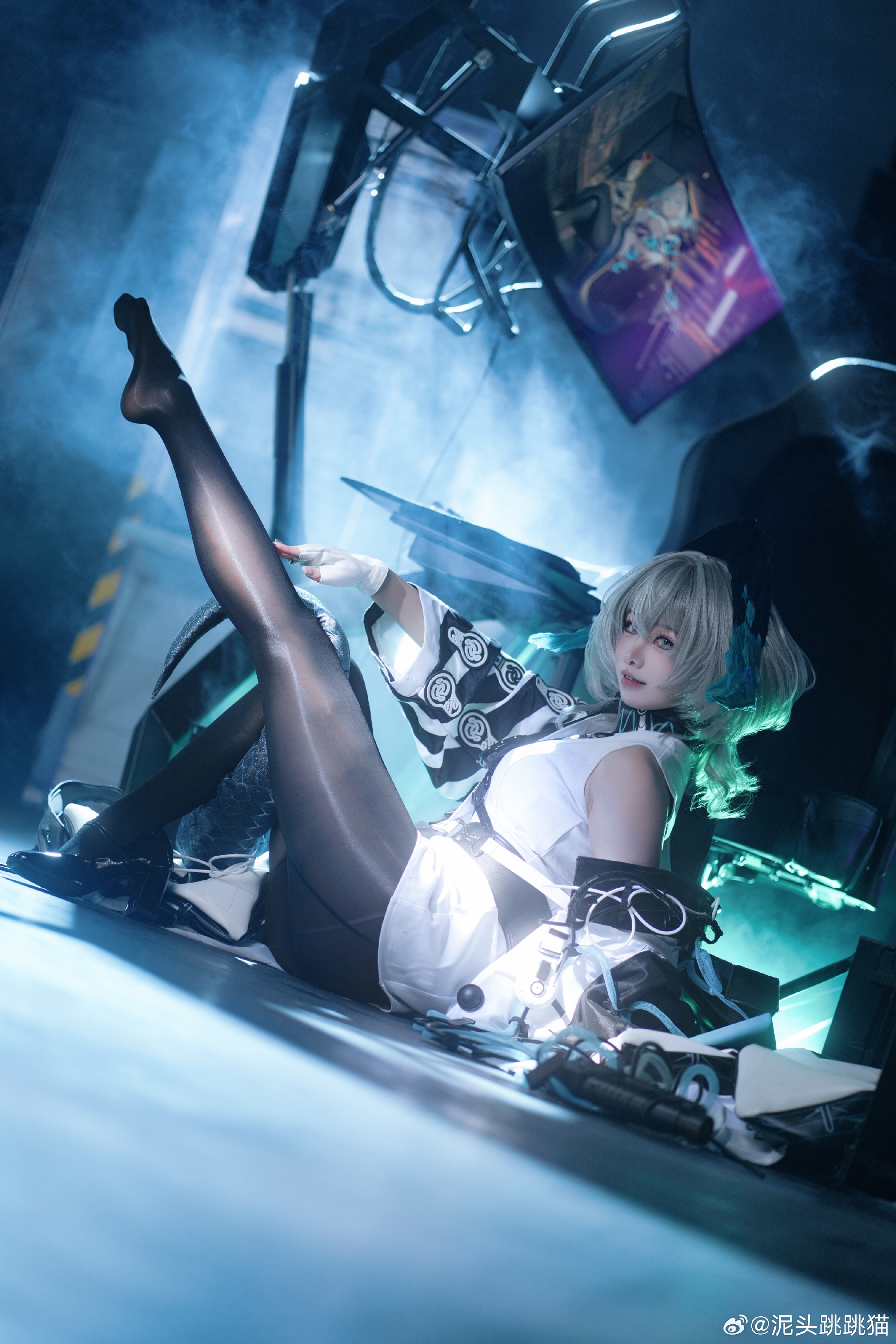 COSPLAY 博士，你在——躲着我？ 明日方舟 霍尔海雅@泥头跳跳猫 COSPLAY-第2张