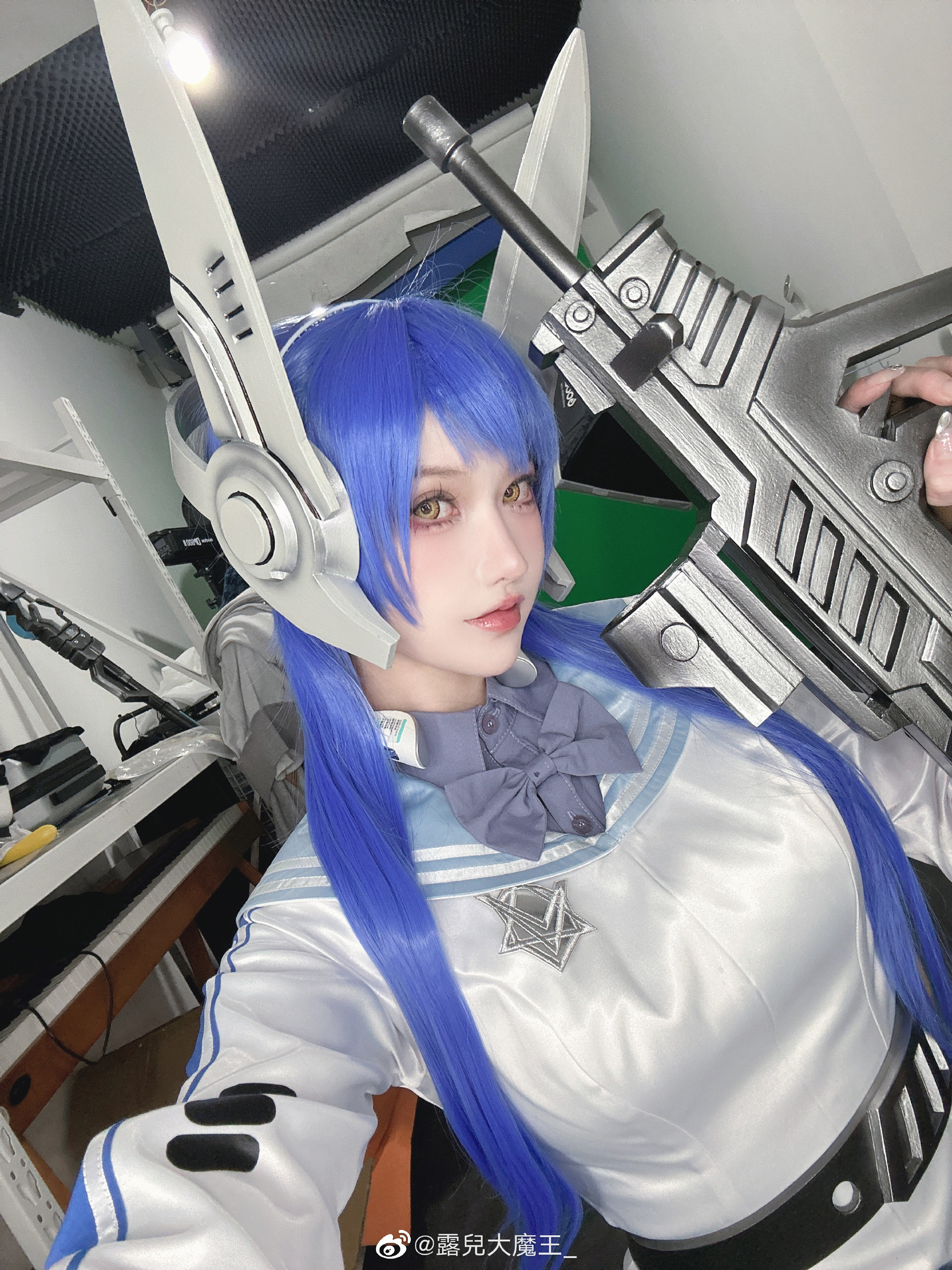 少女前线  TAR-21 水一下花絮~ @露兒大魔王_