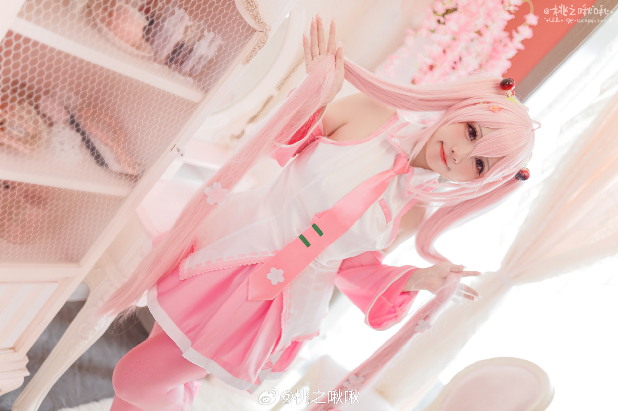 COSPLAY 🌸春日的樱色妖精🌸 樱初音!樱初音!终于发这套啦~@桃之啾啾 COSPLAY-第2张