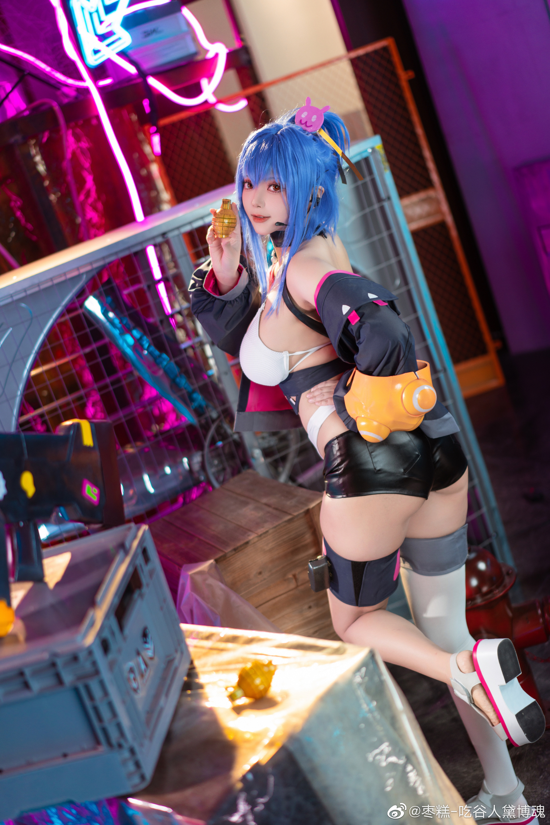 啊,你的脸好红~你也太好对付了吧 亚美莉亚@枣糕-吃谷人黛博魂