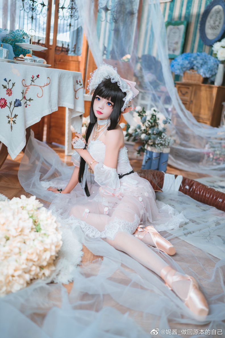 呜呼～练舞真的很累呢～ 明日方舟 森蚺@妮酱_做回原本的自己