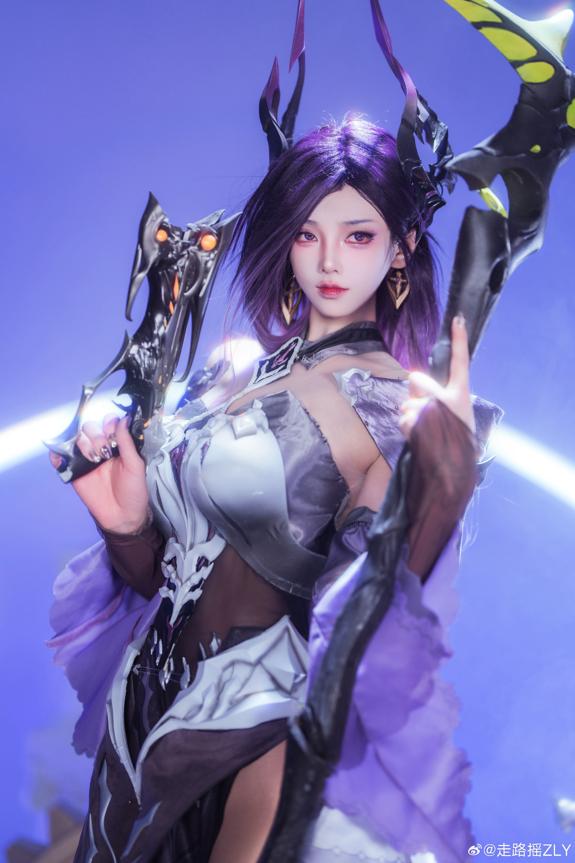 图片[1]-cosplay 姐姐还有多少武器是我不知道的？ 二重螺旋 旋西比尔@走路摇ZLY-米哈社