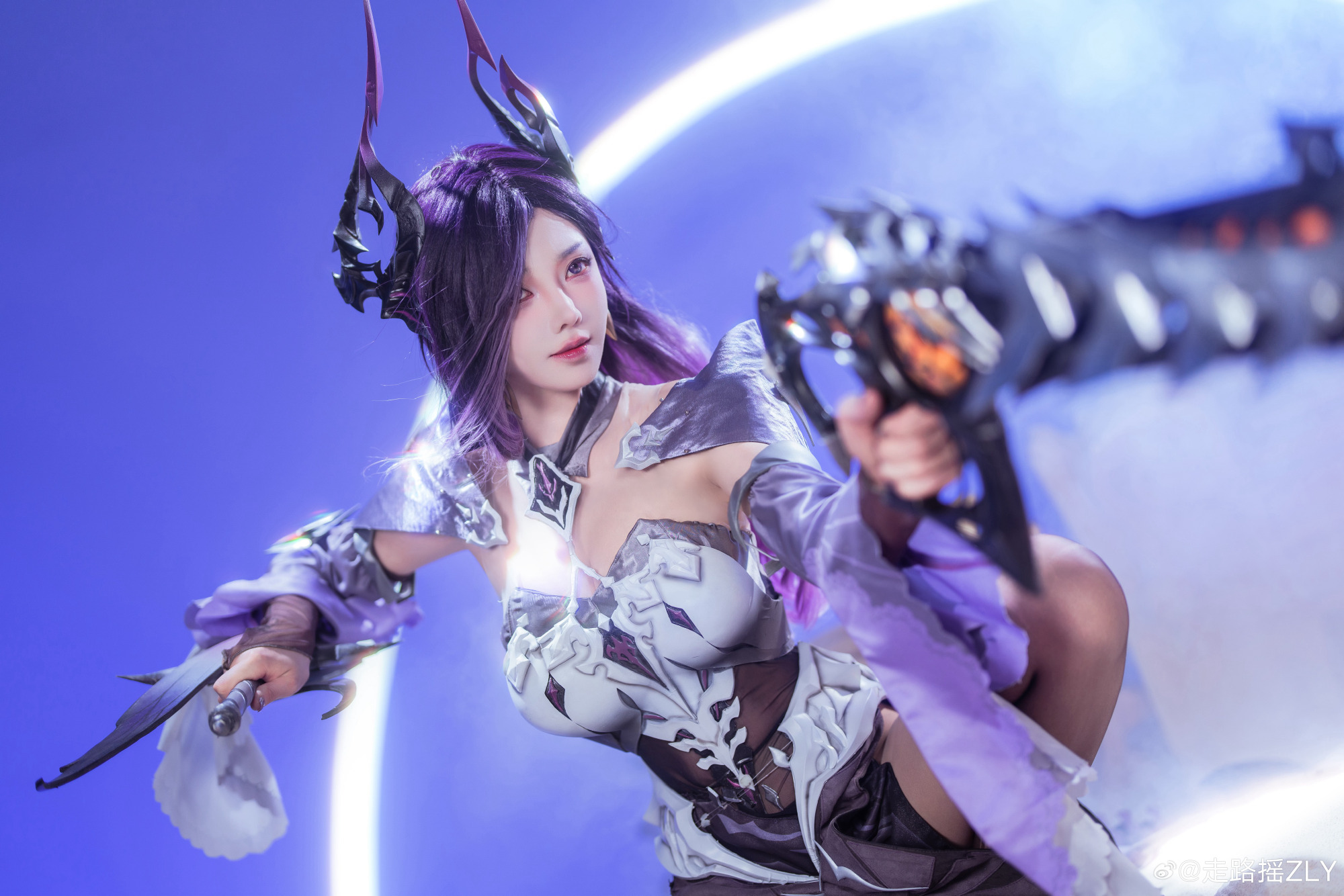 图片[3]-cosplay 姐姐还有多少武器是我不知道的？ 二重螺旋 旋西比尔@走路摇ZLY-米哈社