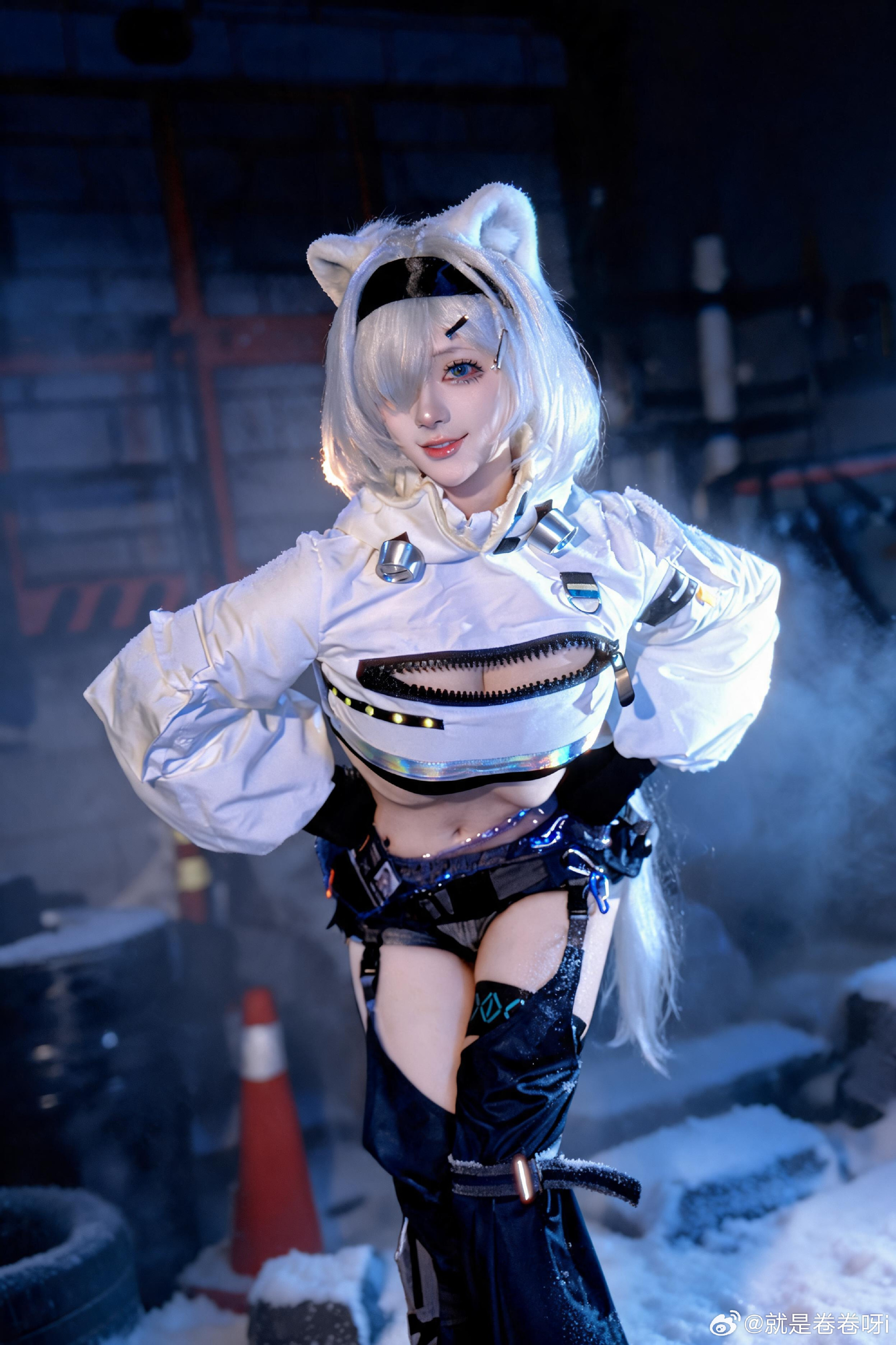 明日方舟 冰雪里的软萌熊崽🐻@就是卷卷呀i -cosplay-第1张