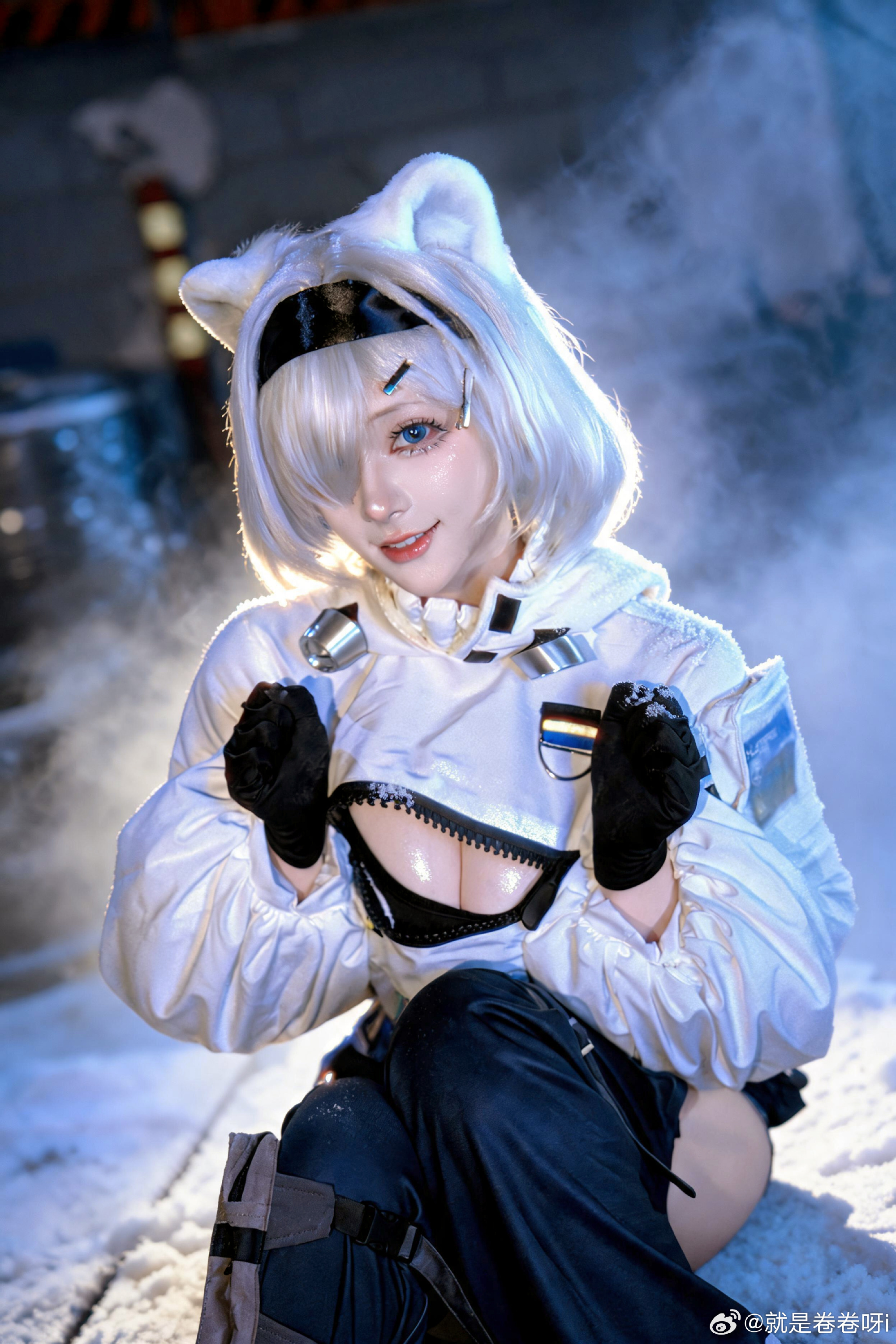 明日方舟 冰雪里的软萌熊崽🐻@就是卷卷呀i -cosplay-第2张