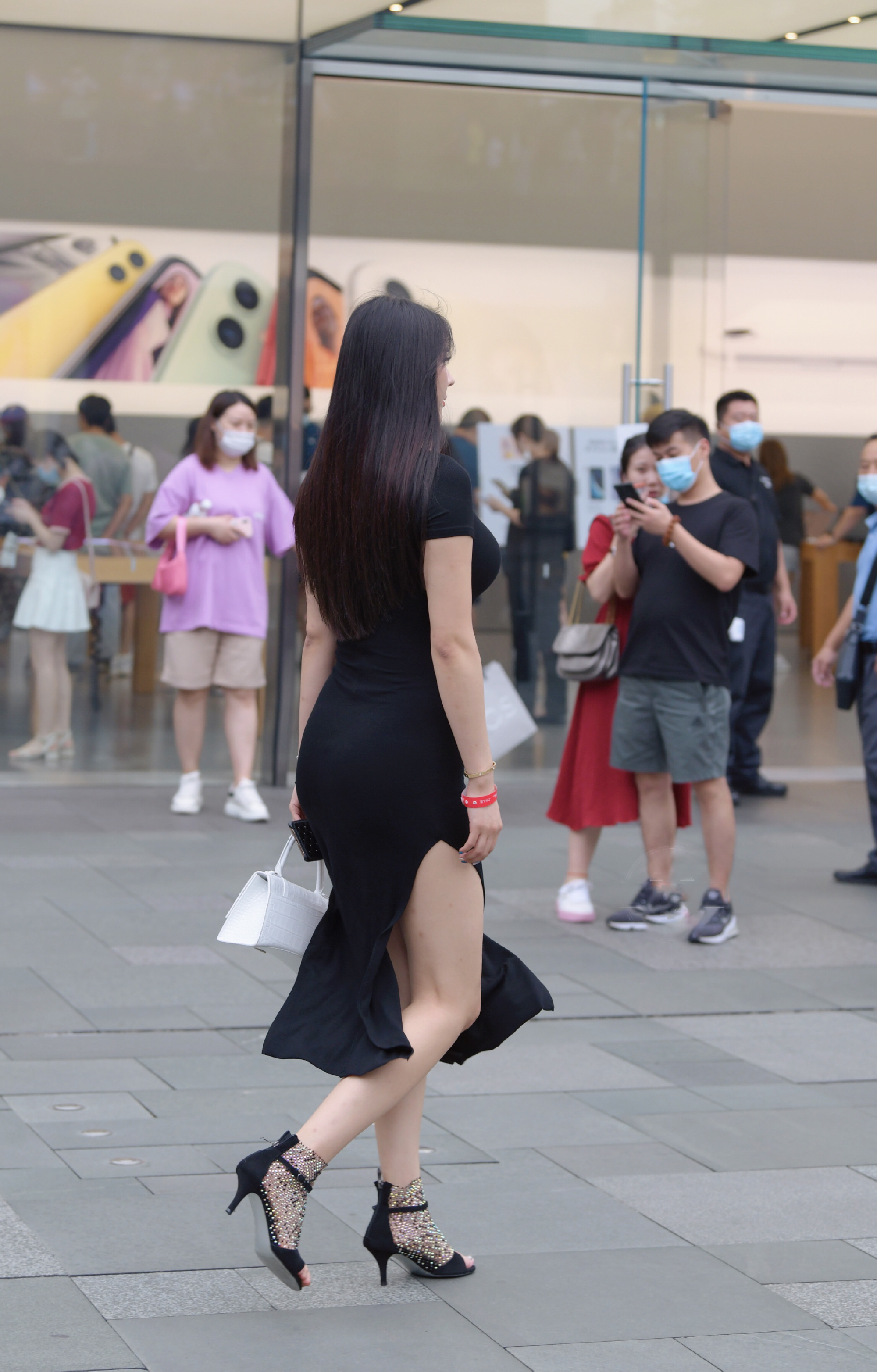 VOL.637 [台湾正妹]大胸街拍美臀街拍美腿街拍短裙:安希希无圣光个人性感漂亮大图(31P)|6K美女