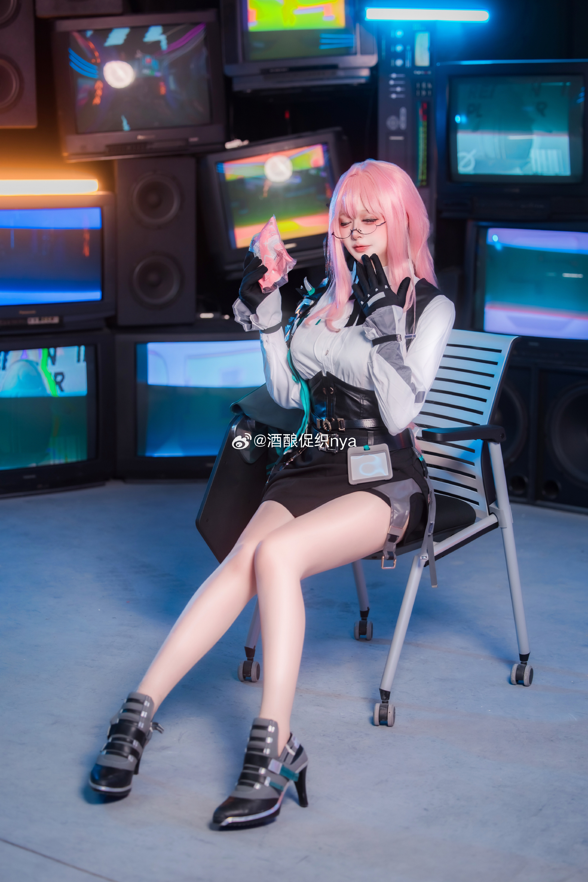 绝区零 月城柳 向您问好@酒酿促织nya-美女图片-第9张