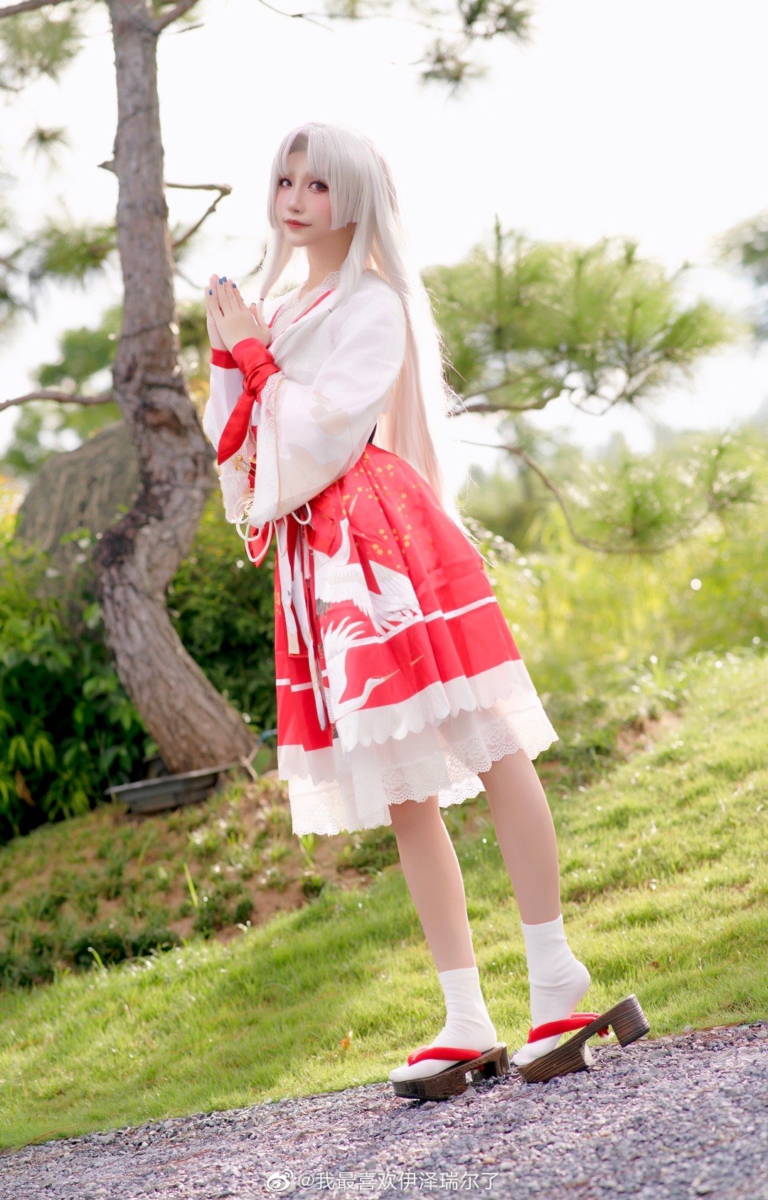 我叫胡桃，是土御门家的天才阴阳师～@我最喜欢伊泽瑞尔了