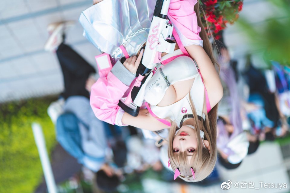 卧槽，这不是女明星gby吗！？我居然拍到了！nikke