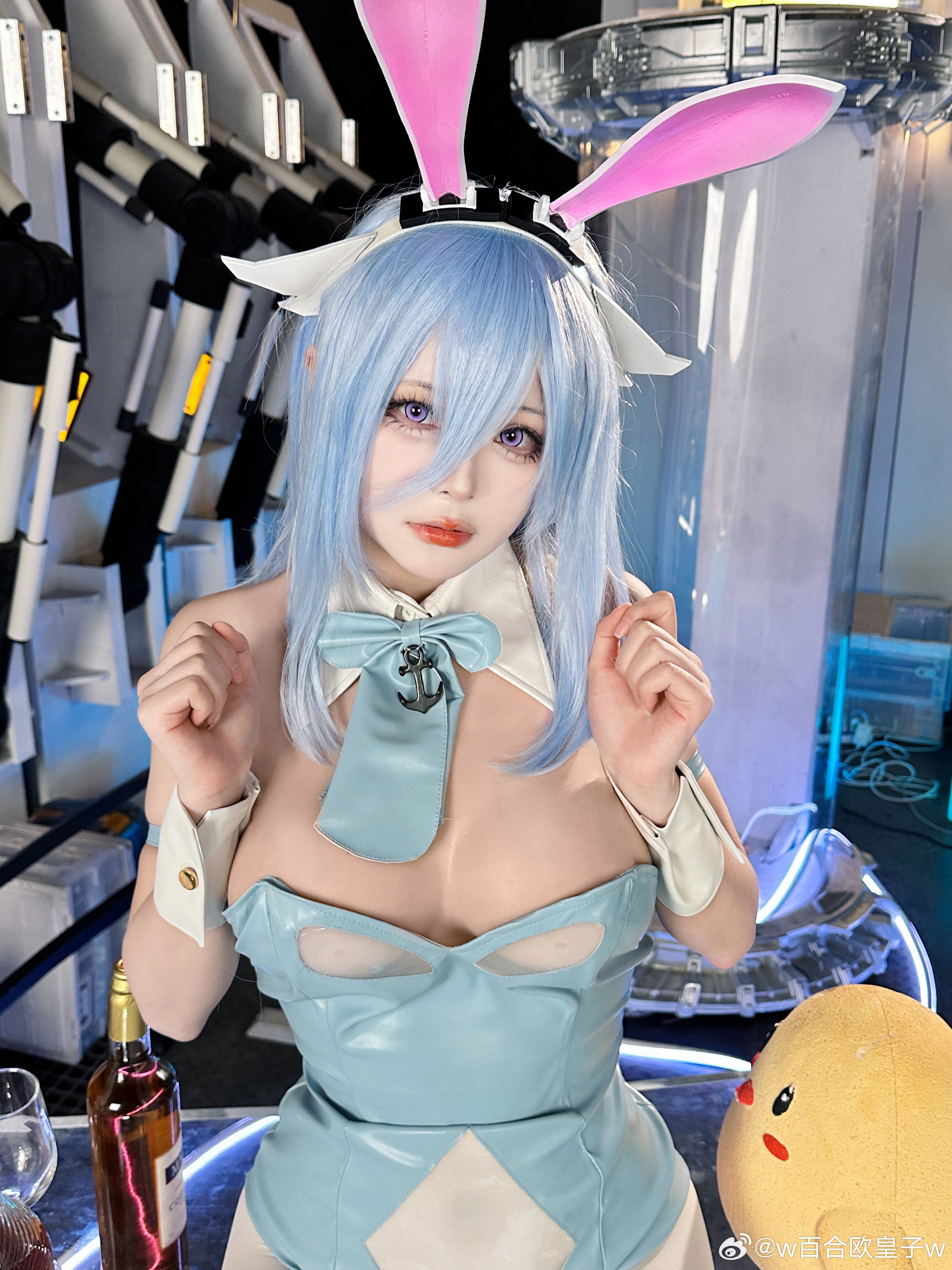 COSPLAY 这是本日的酒水单，指挥官，想喝什么呢？我的推荐？嗯……这……呃……碧蓝航线@w百合欧皇子w COSPLAY-第7张