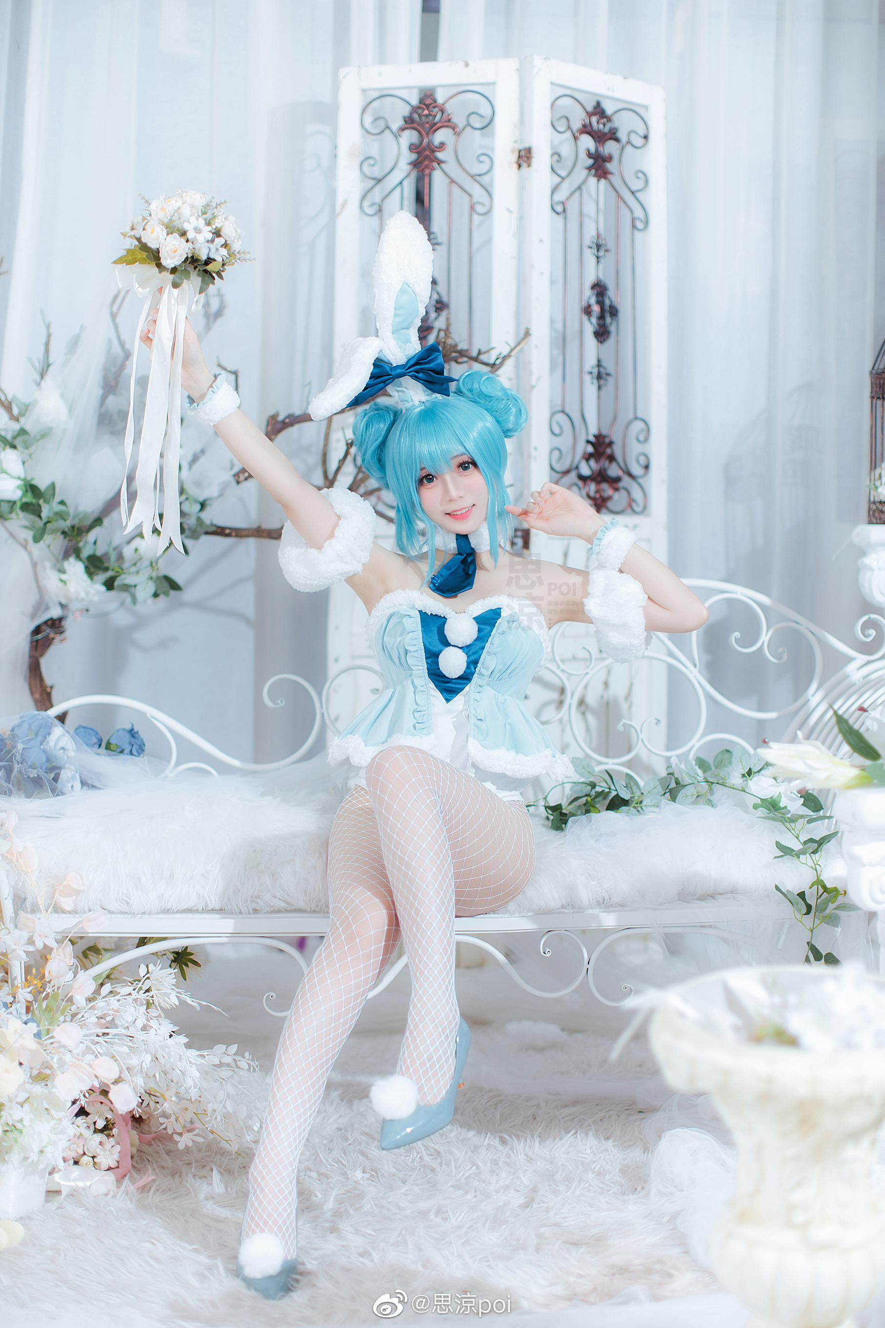 今天是初音兔兔哦?一起沐浴阳光吧!miku@思涼poi