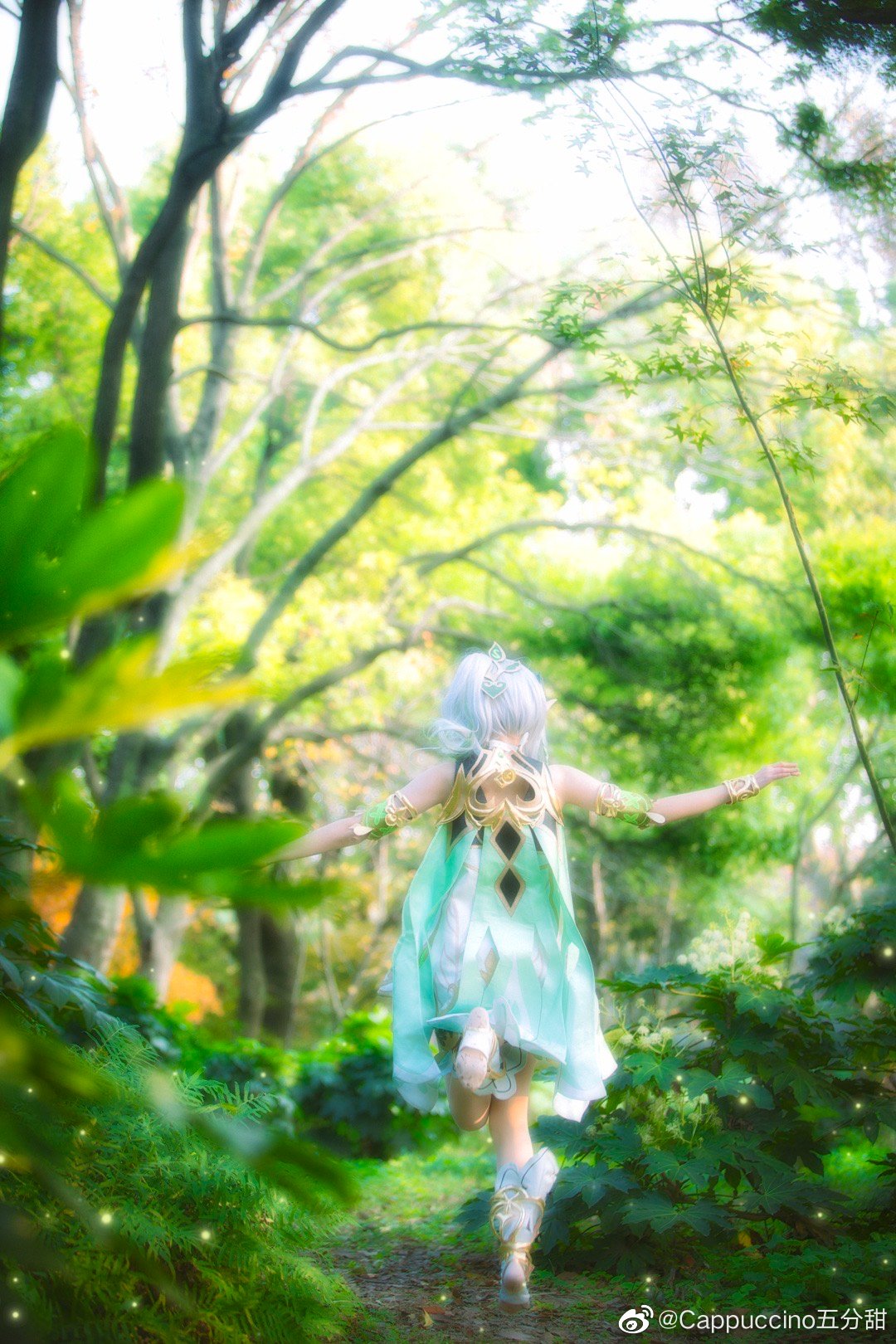 初次见面,我已经关注你很久了。 原神 小草神纳西妲 ?@Cappuccino五分甜