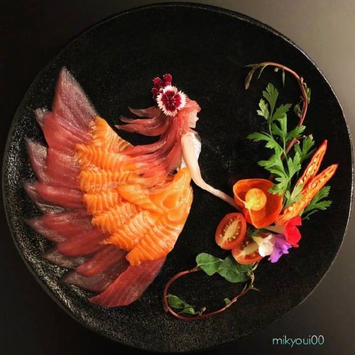 来自日本网友「mikyoui00」的刺身摆盘作品