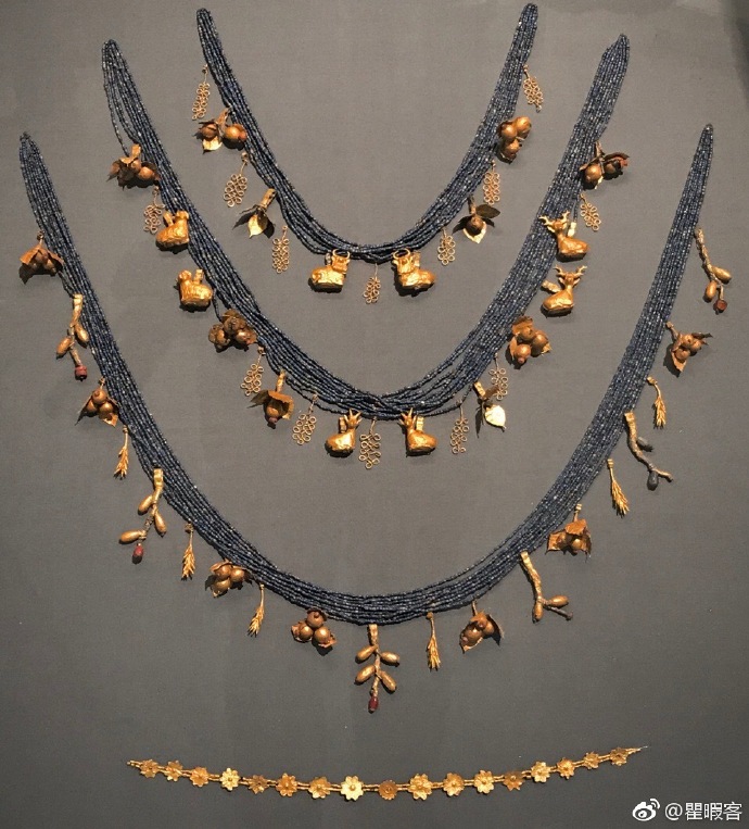 普阿比女王的珠宝，两河流域乌尔王墓出土，5000年前的极奢品。 ​​​​